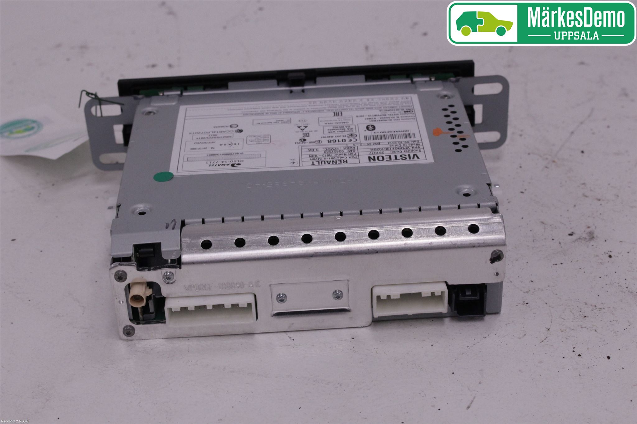 Renault TRAFIC/E-TECH 15- Stereo Radio Med Cd