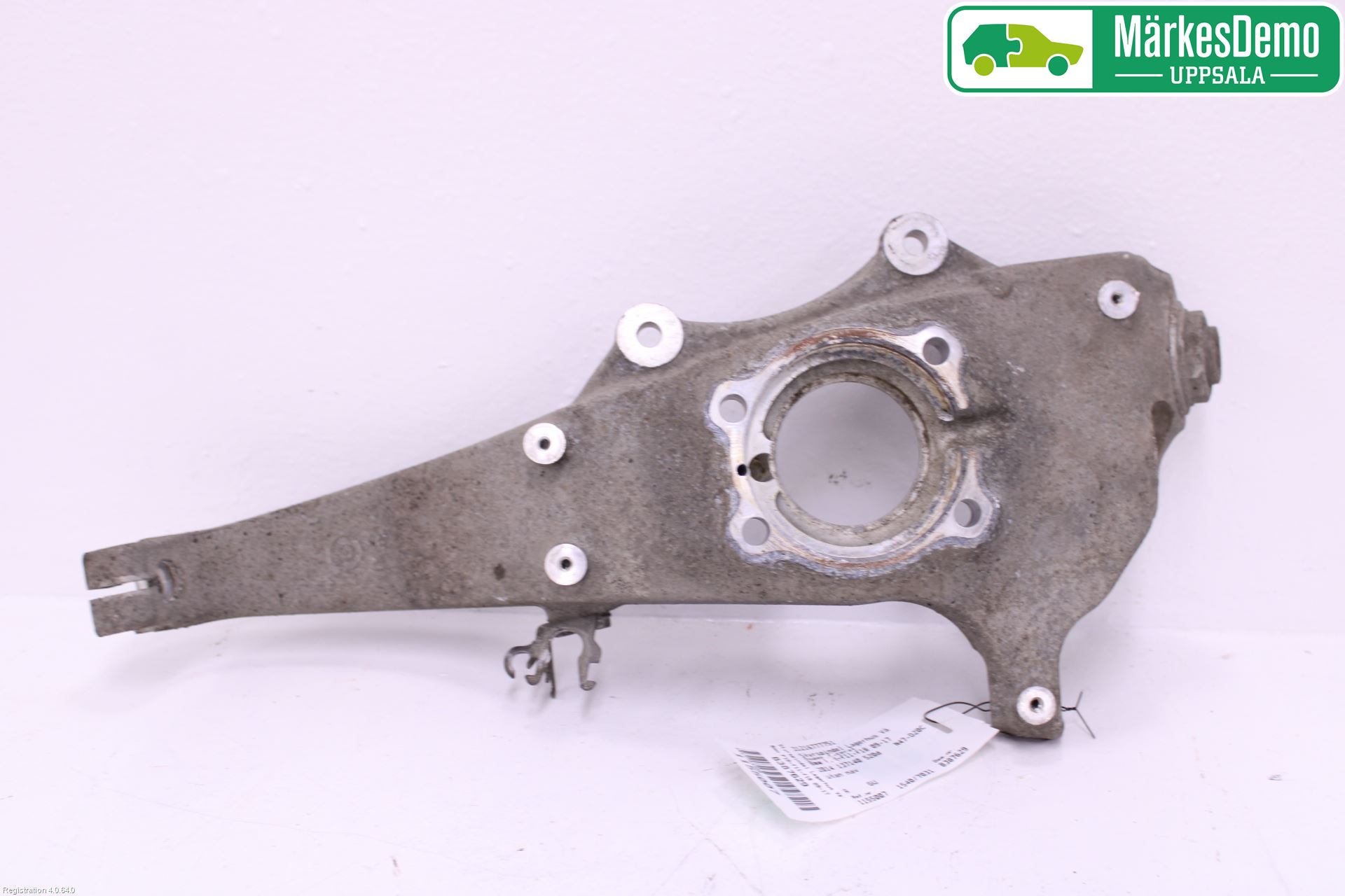 BMW 5 F10/F11/F18 09-17 Spindel Vf