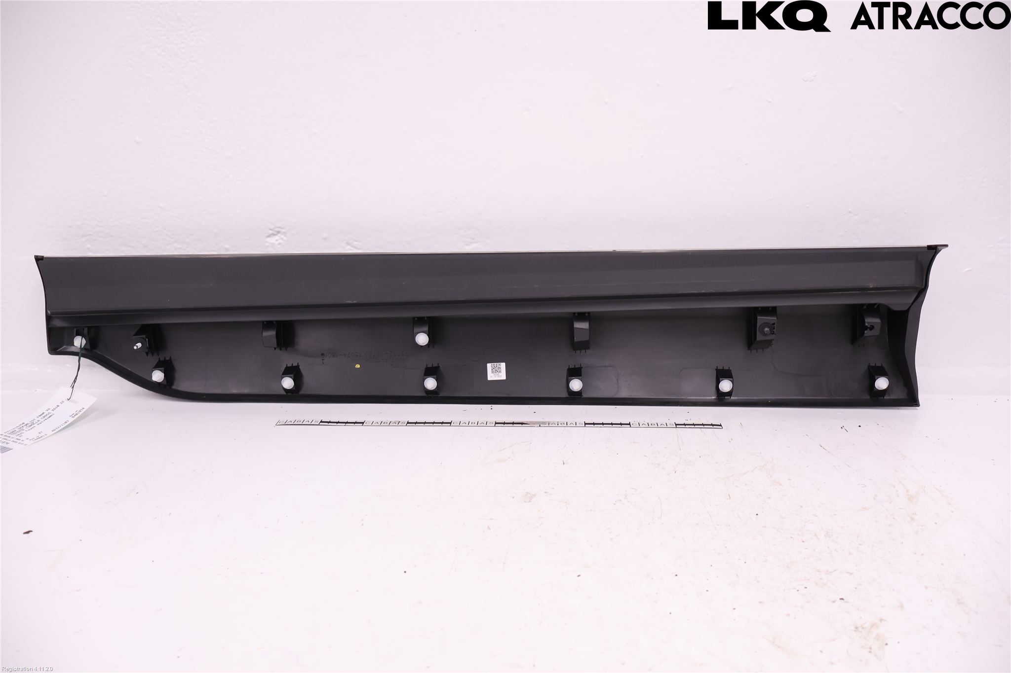 Toyota COROLLA CROSS XG10 22- Dør Dekorlist Vf