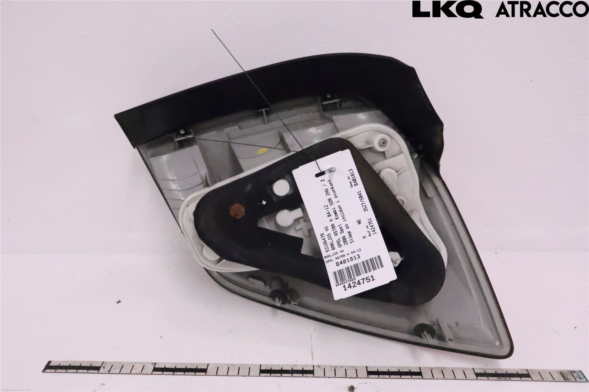 Opel ASTRA H 04-12 Baklykt Venstre