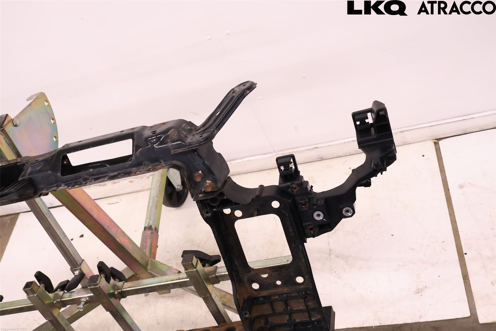 Kia CEED 12-18 Frontstykke-Boks