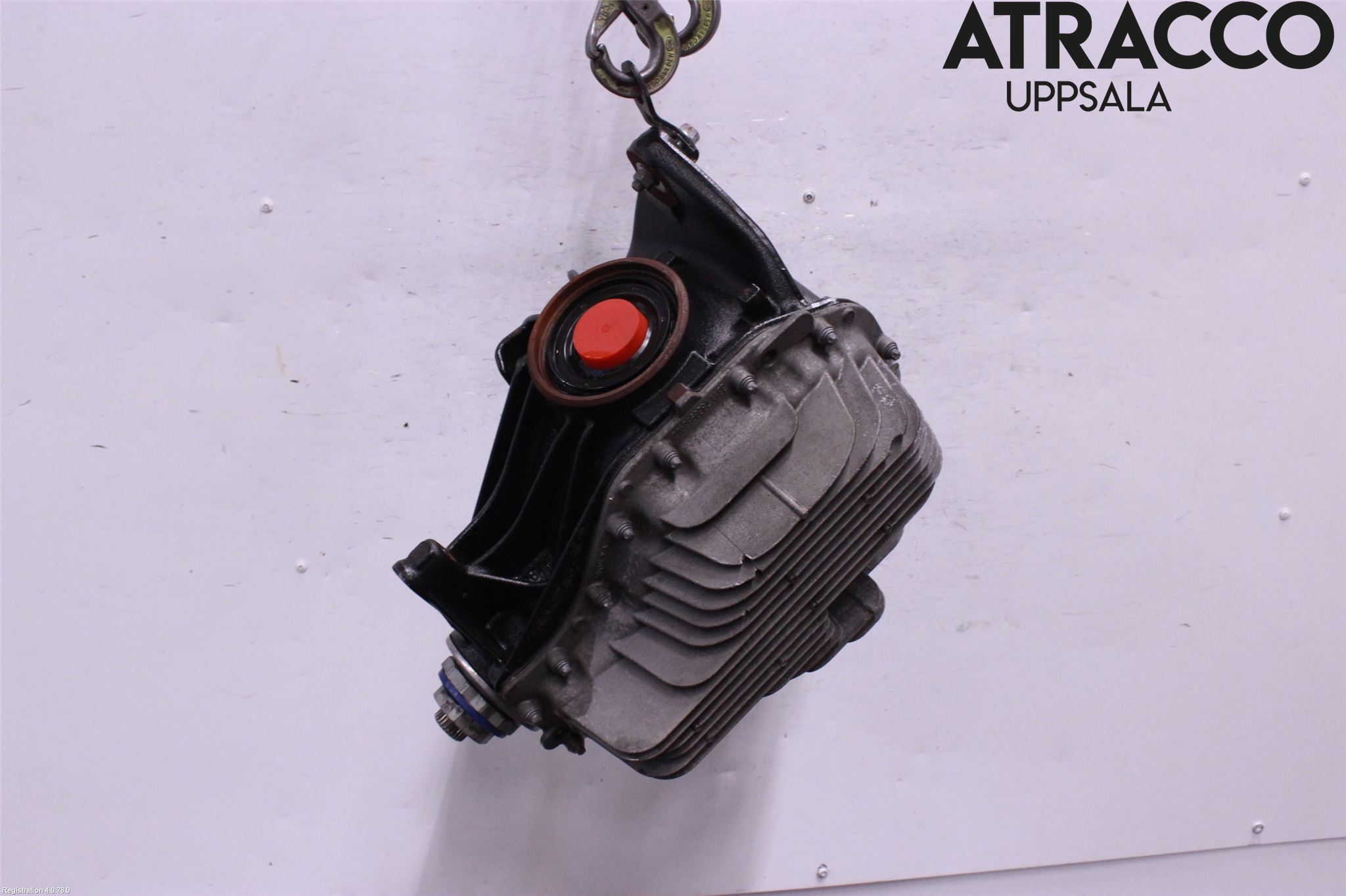 BMW 5 G30/G31/F90 17-23 Bakaksel Kardang Bak -Diff
