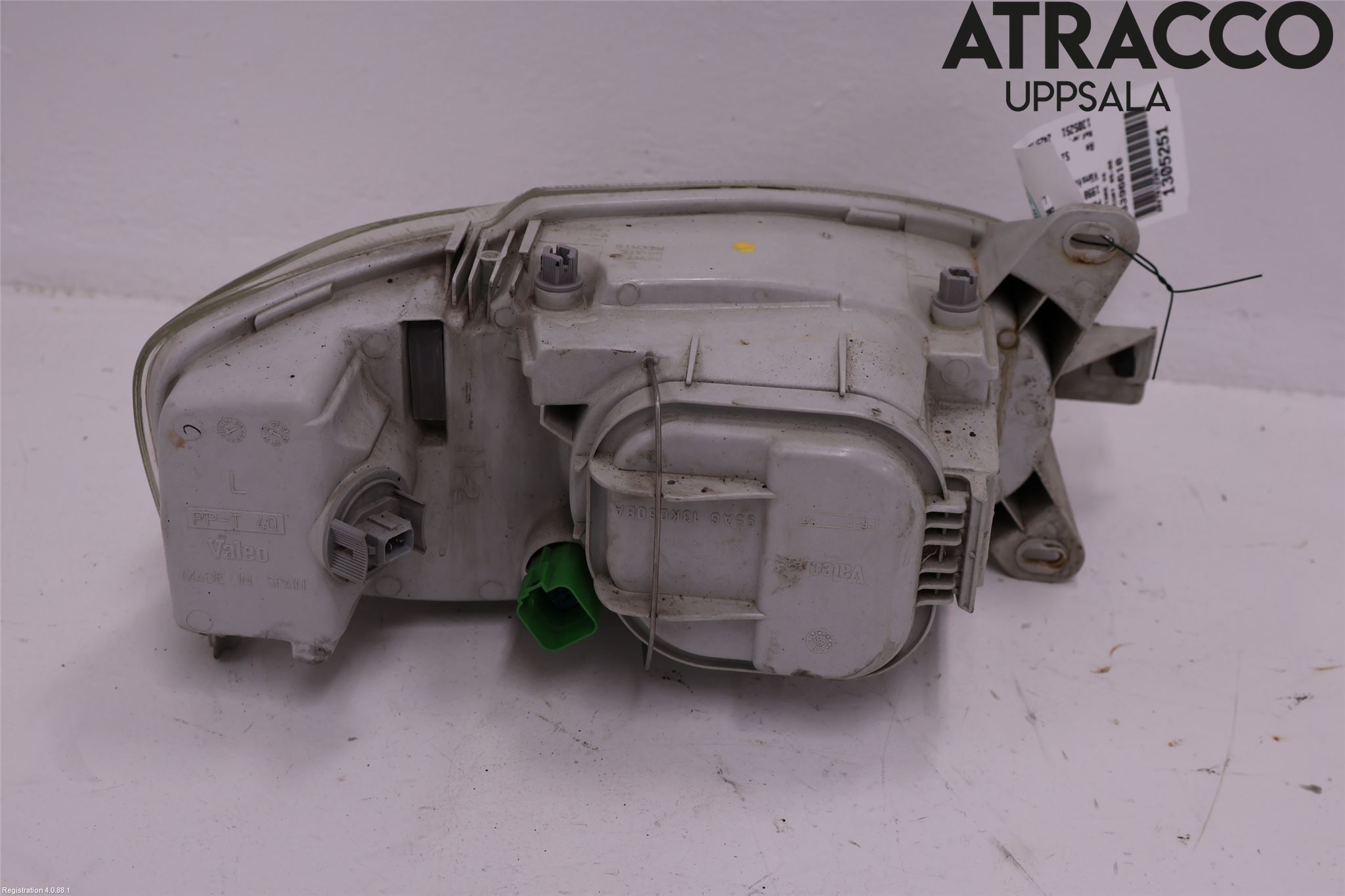 Ford ESCORT     95-00 Frontlykt Venstre