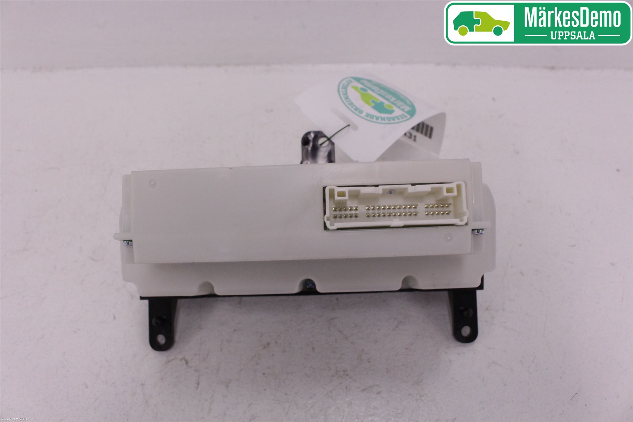 Nissan QASHQAI+2  10-14 Varme Ac Betjening-Display