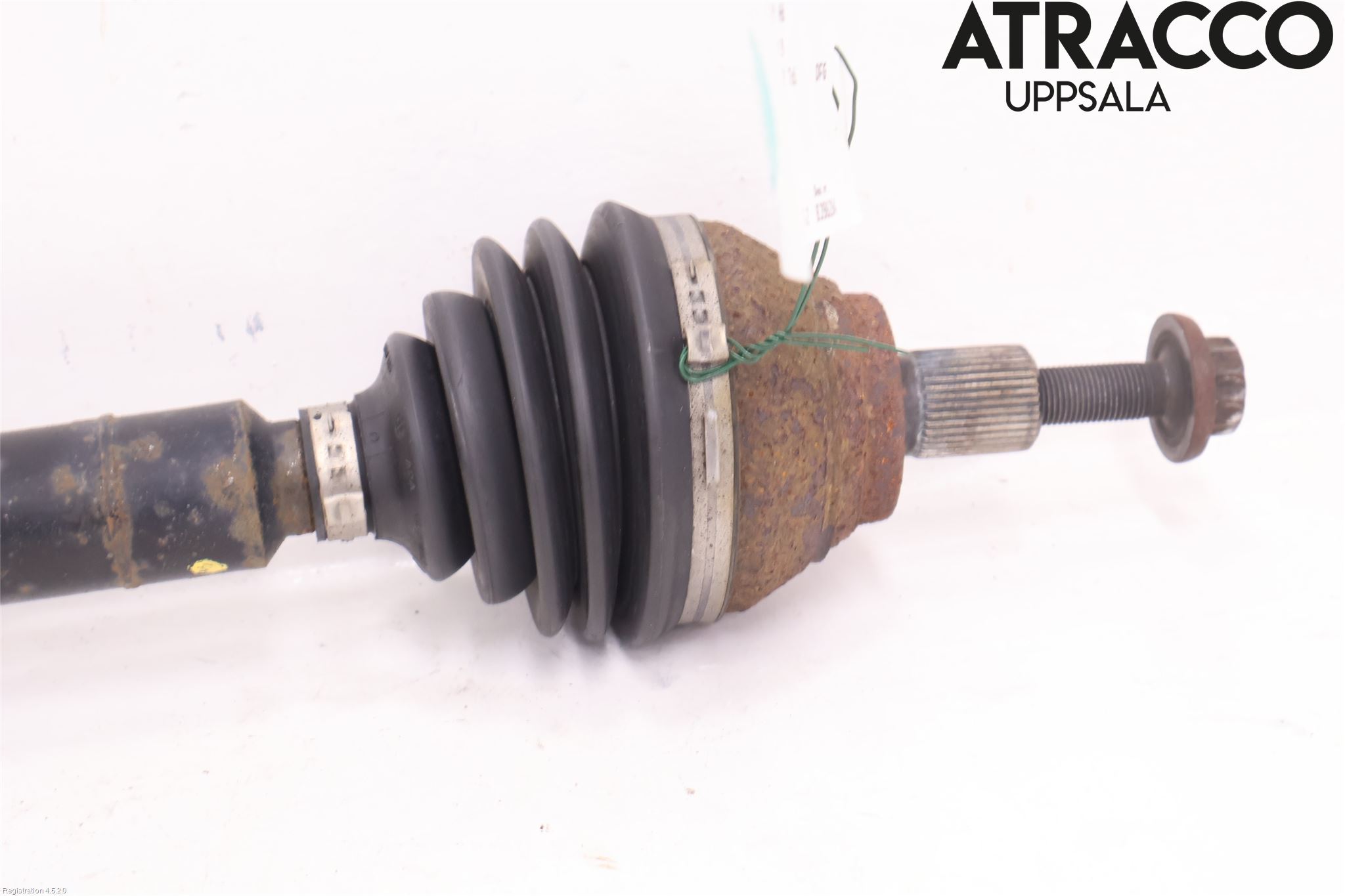 Volkswagen VW PASSAT 15-19 Drivaksel Foran Kompl Høyre