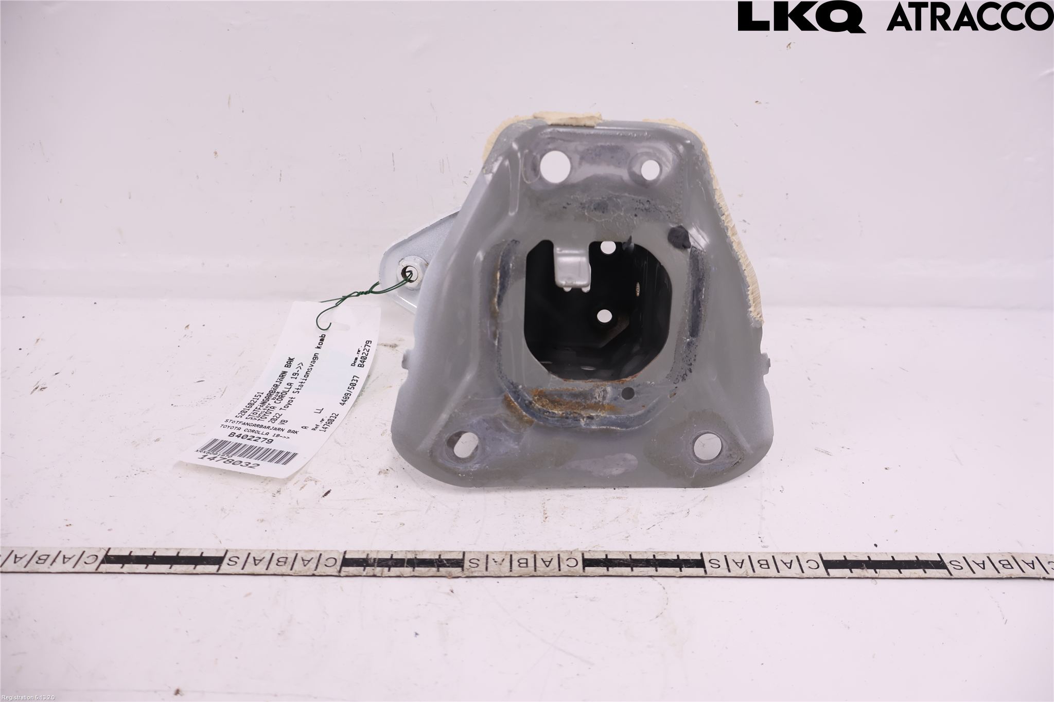 Toyota COROLLA 19- Støtfanger Bak Feste