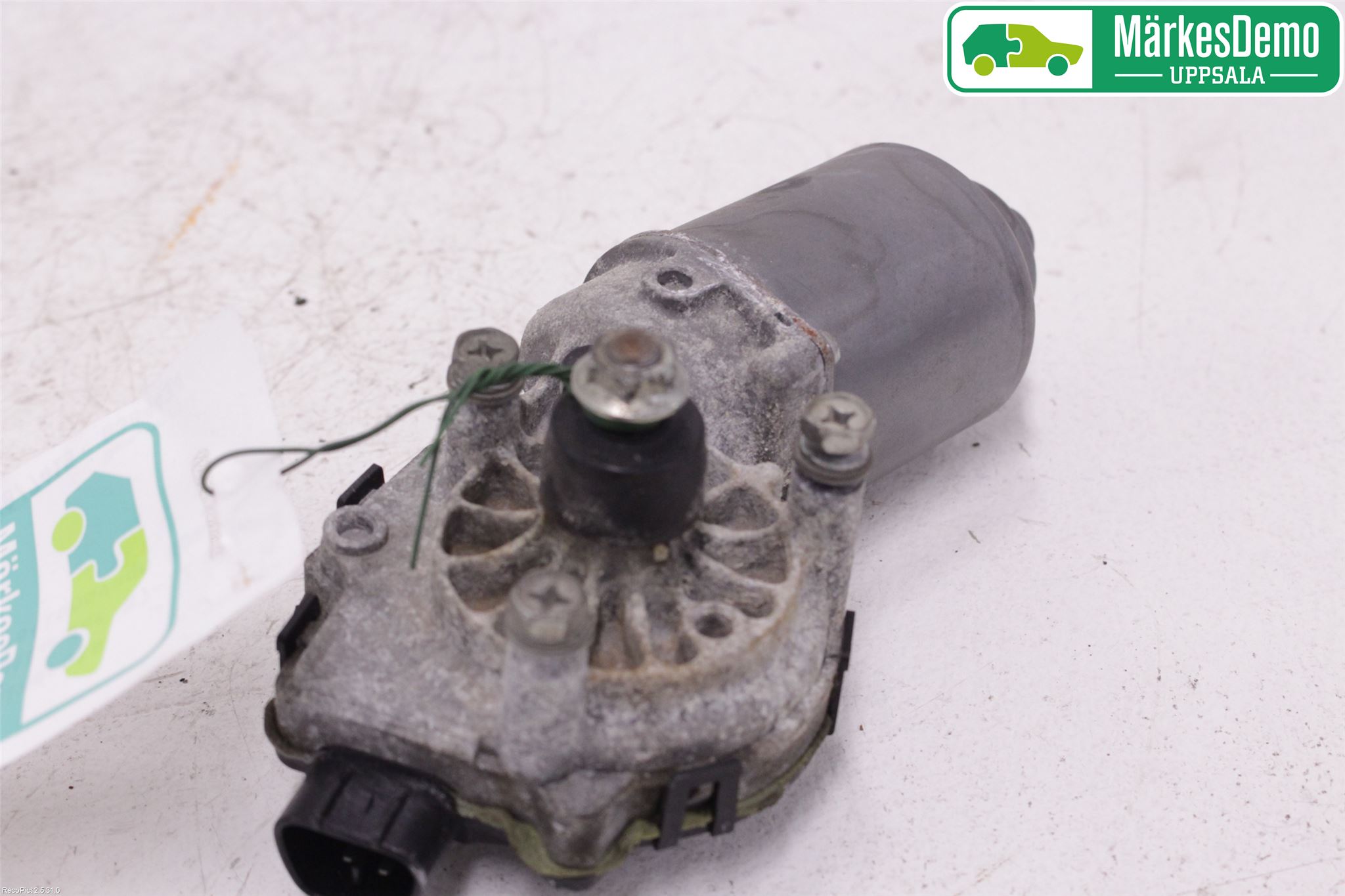 Mitsubishi OUTLANDER 07-12 Viskermotor Frontrute