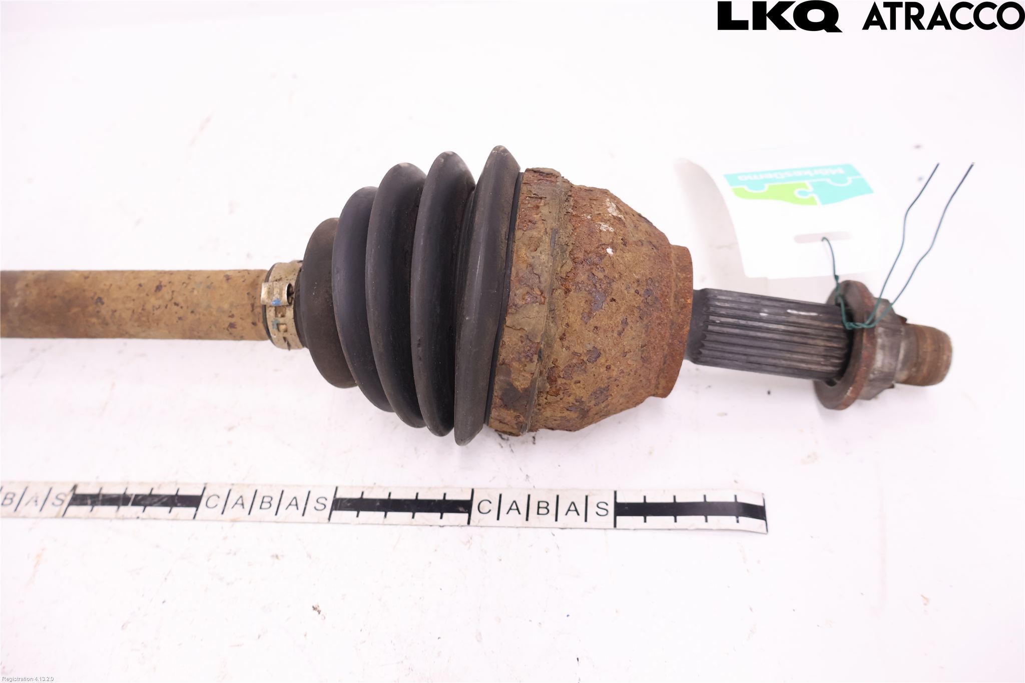 Ford TRANSIT CONNECT 09-13 Drivaksel Foran Kompl Venstre