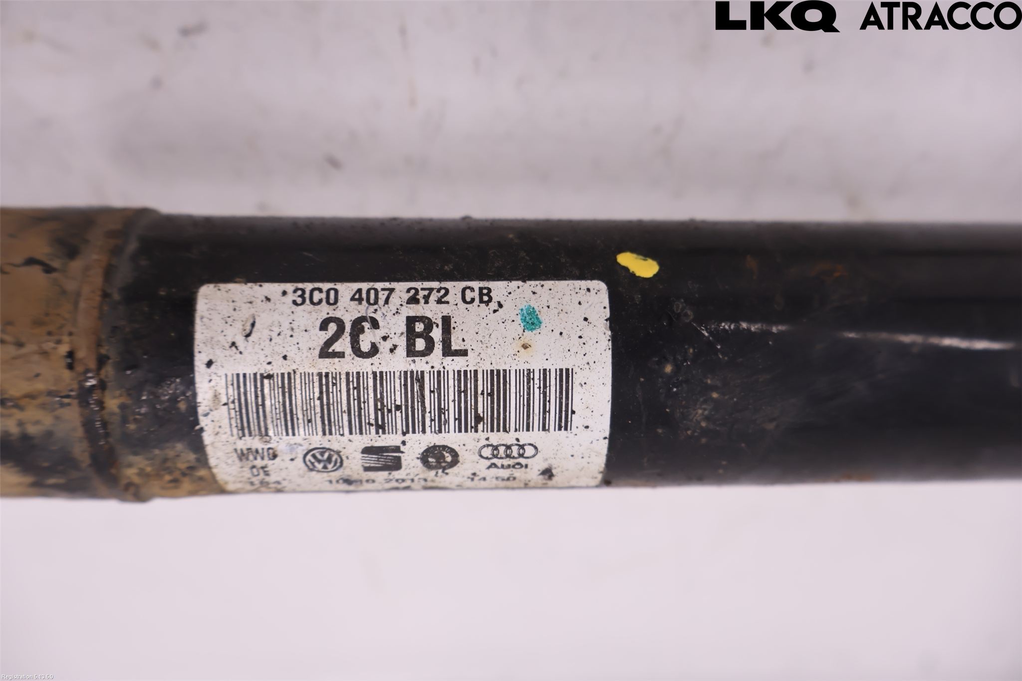 Volkswagen VW PASSAT 11-14 Drivaksel Foran Kompl Høyre