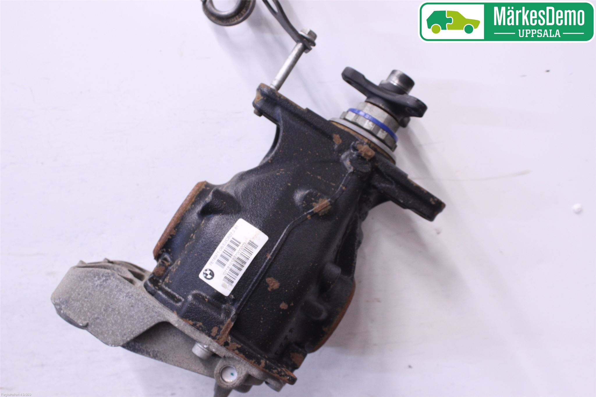 BMW 3 F30/F31/F80 12-19 Bakaksel Kardang Bak -Diff