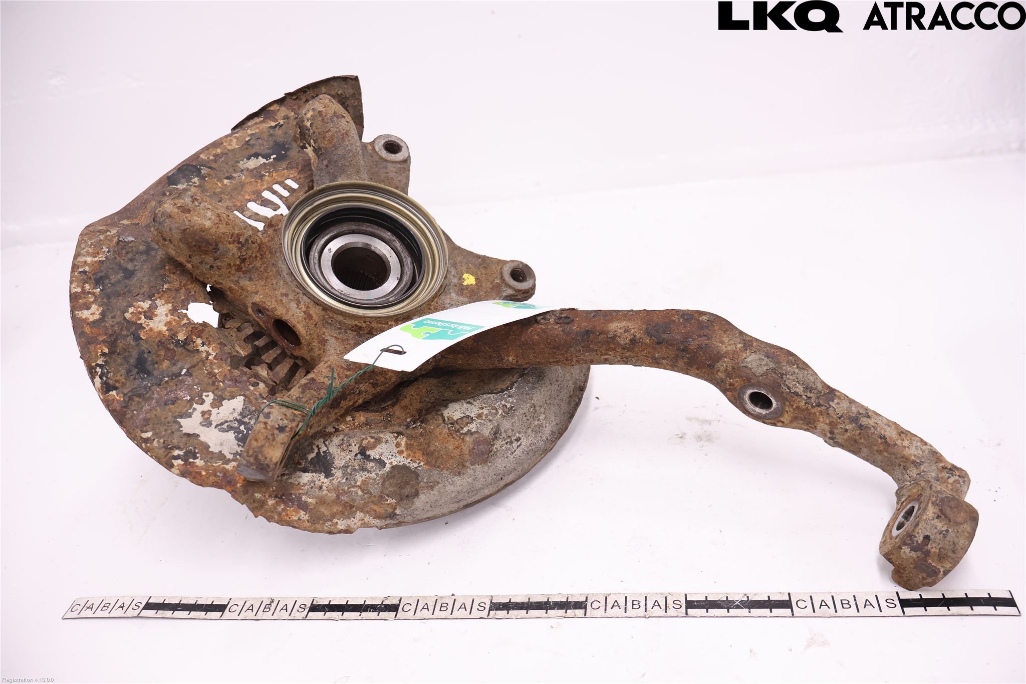 Toyota HILUX 05-16 Spindel Vf