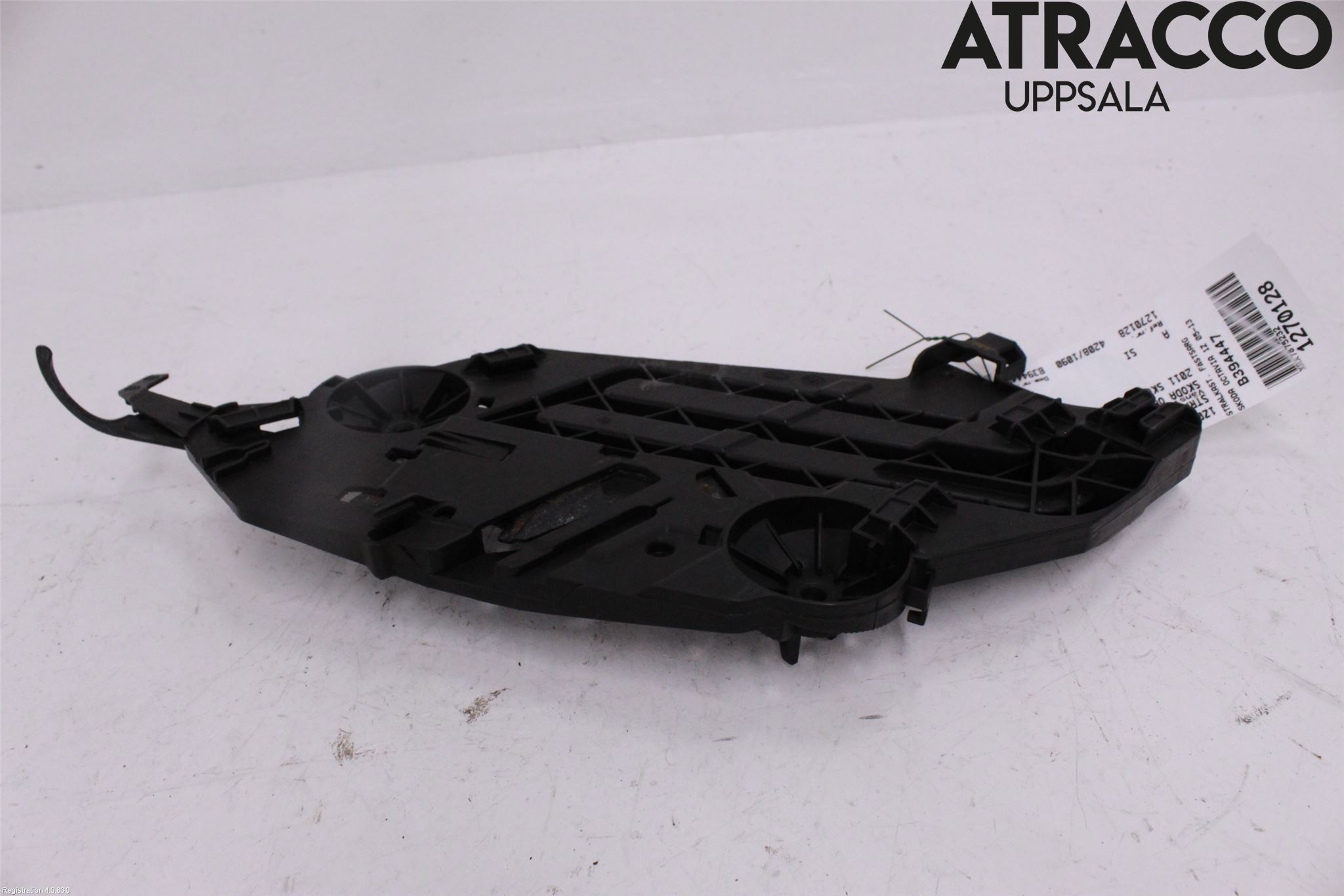 Skoda OCTAVIA (1Z) 05-13 Frontlykt Holder-Feste