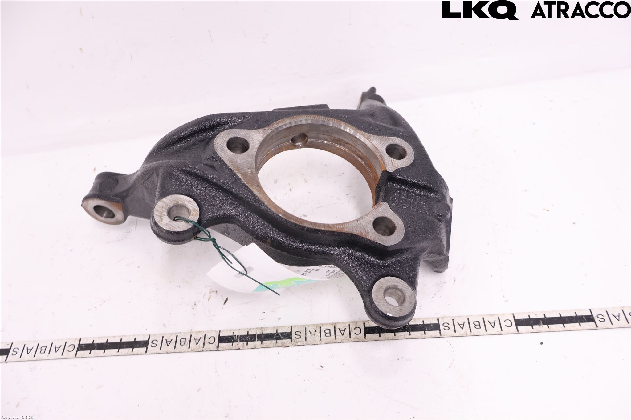 Toyota YARIS CROSS XP21 21- Spindel Vf