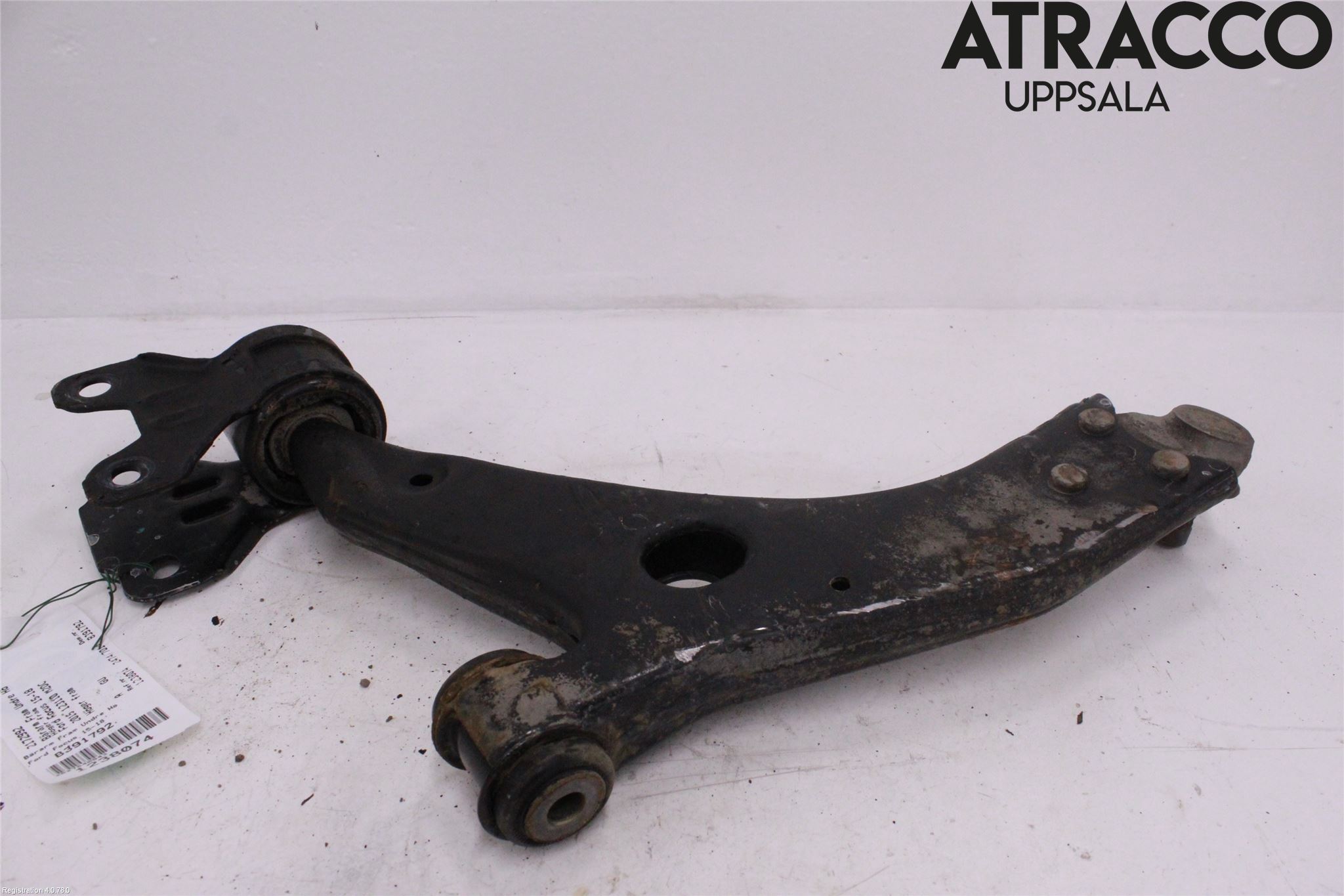 Ford FOCUS 15-18 Bærearm Foran Høyre Nedre