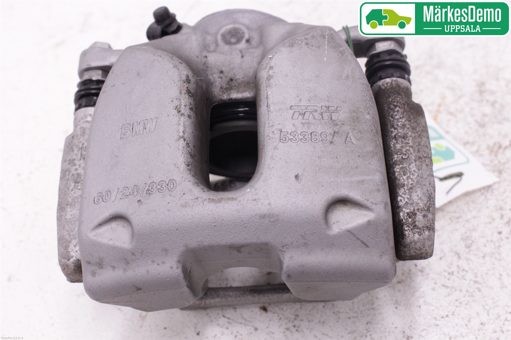 BMW 5 G30/G31/F90 17-23 Bremsecaliper Foran Venstre