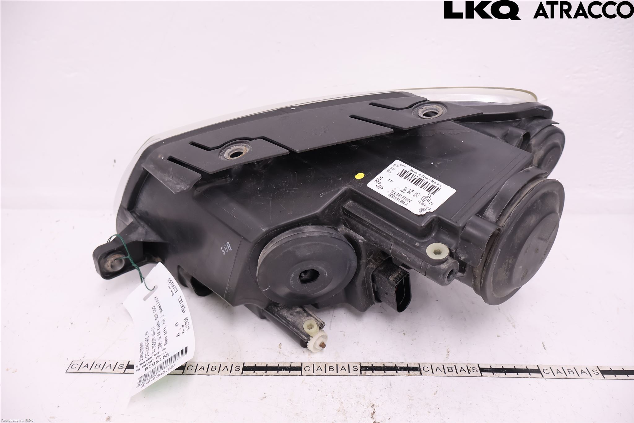Volkswagen VW PASSAT 05-11 Frontlykt Høyre