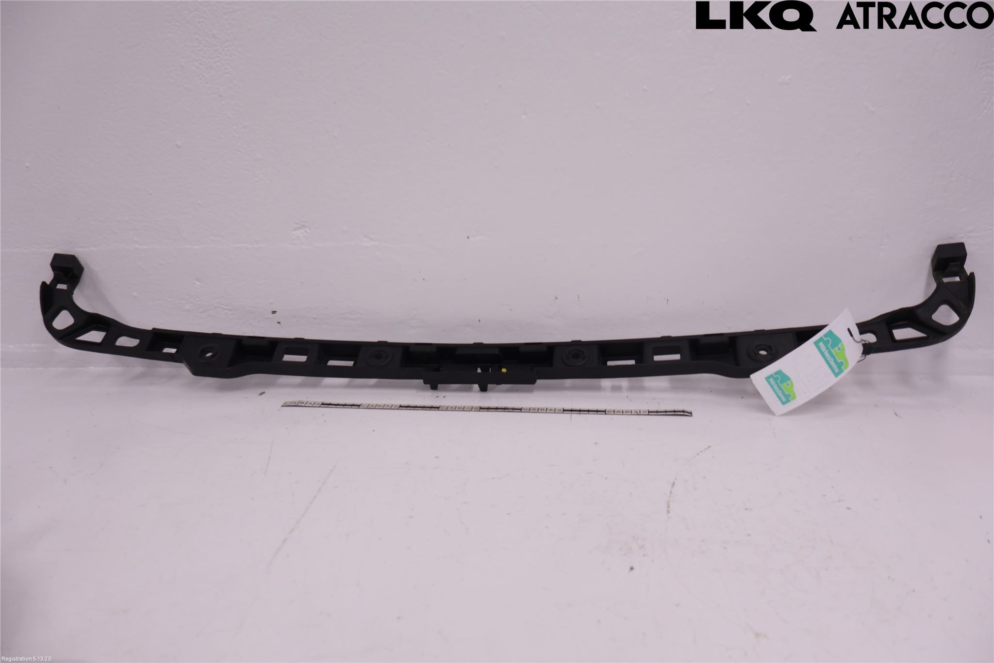 Volkswagen VW GOLF VI 09-13 Støtfanger Bak Midt Del