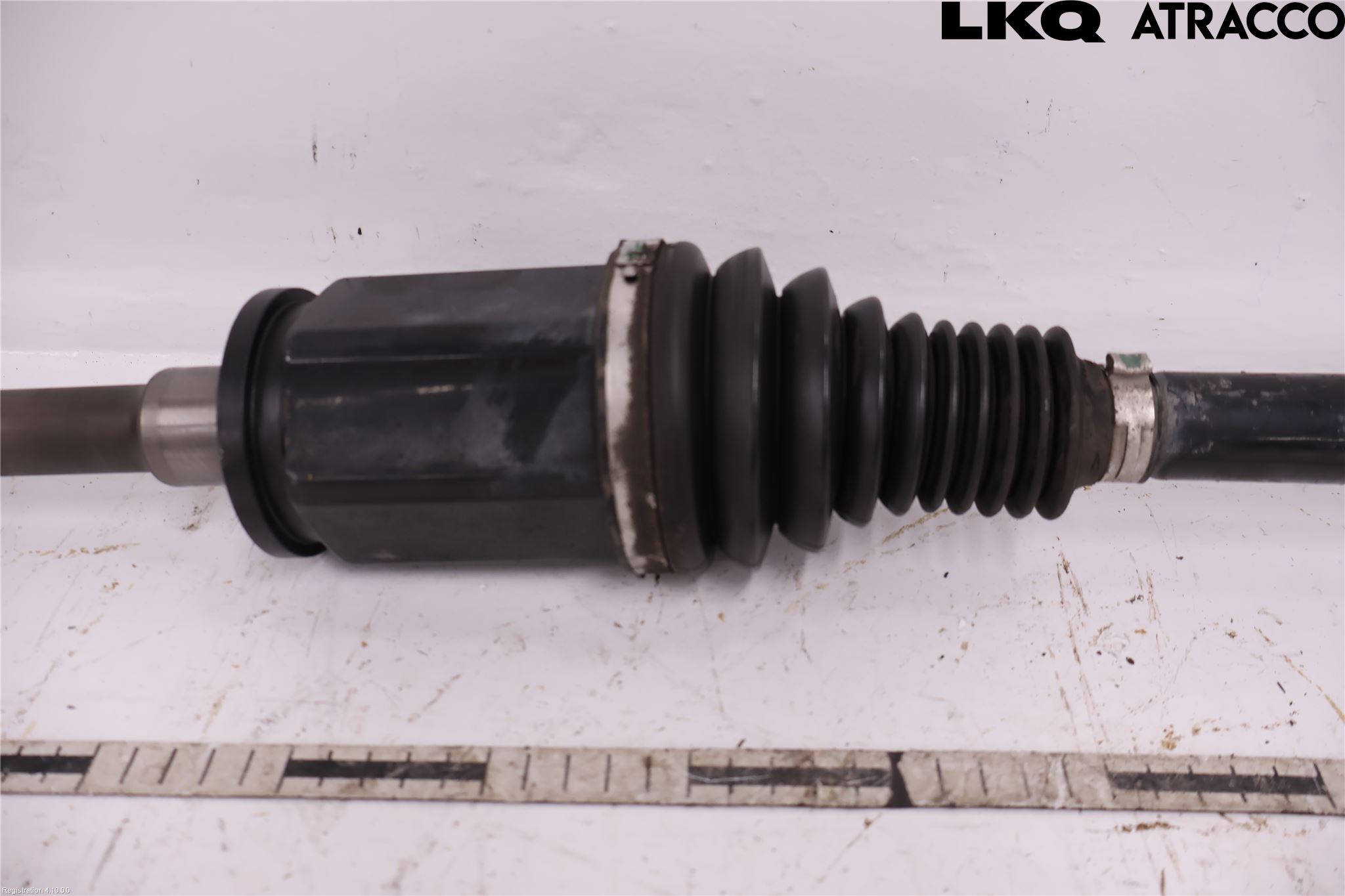 BMW 5 G30/G31/F90 17-23 Drivaksel Foran Kompl Høyre