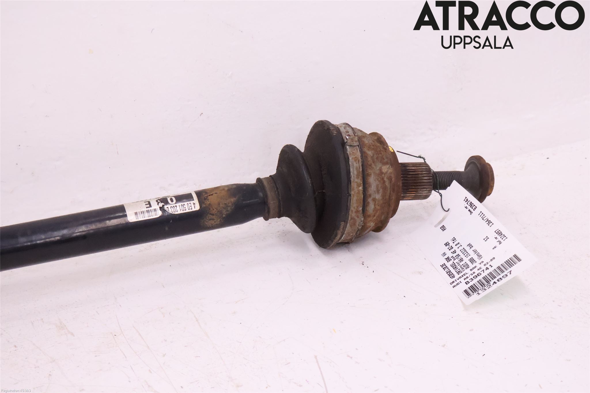 Audi A8/S8 4E  02-09 Drivaksel Bak Kompl Venstre