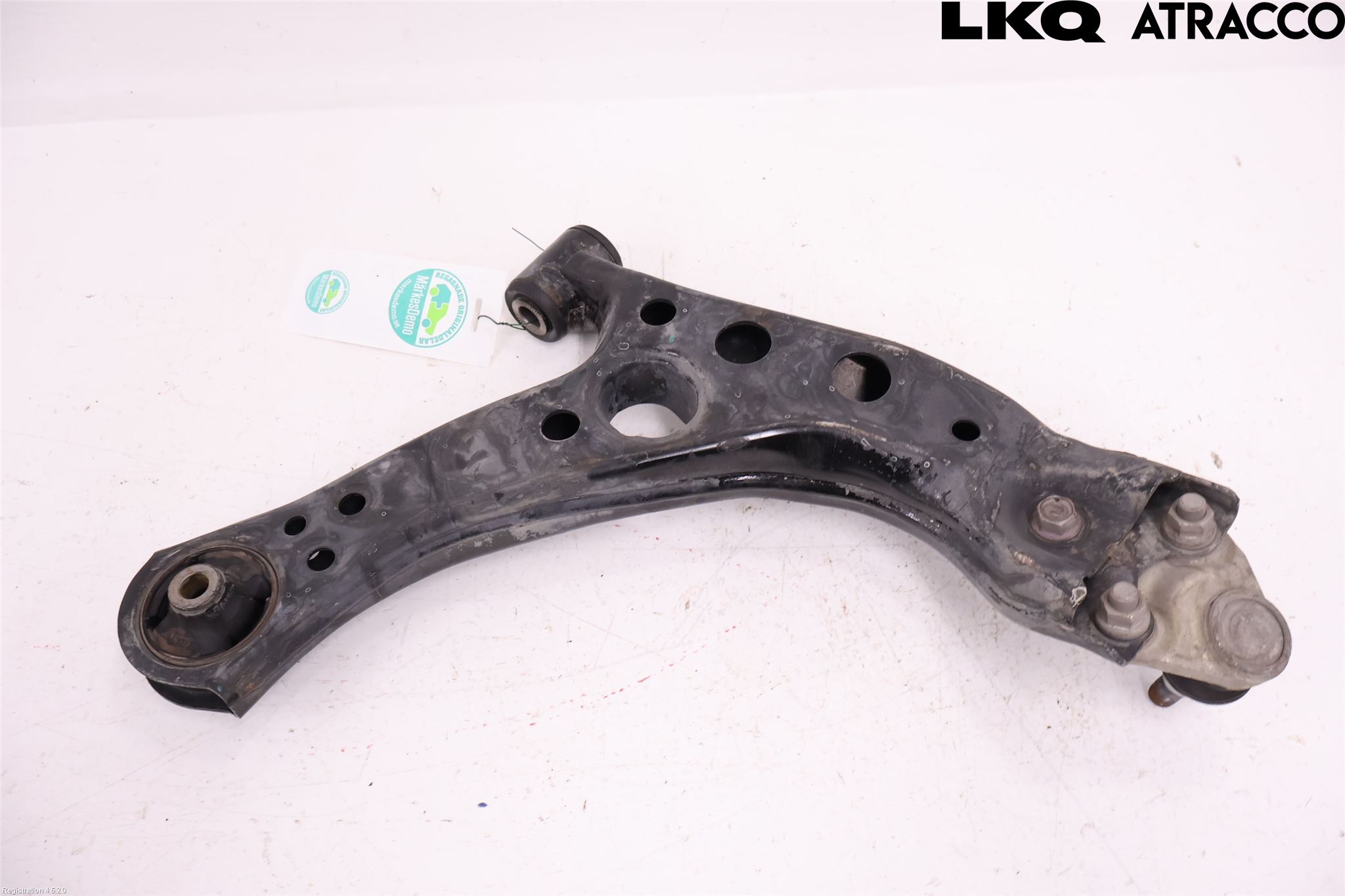 Toyota C-HR 16-23 Bærearm Foran Venstre Nedre