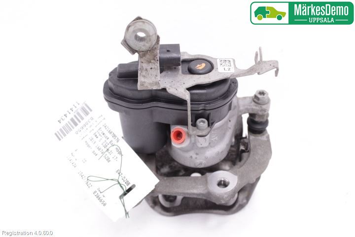 BMW 5 G30/G31/F90 17-23 Bremsecaliper Bak Høyre