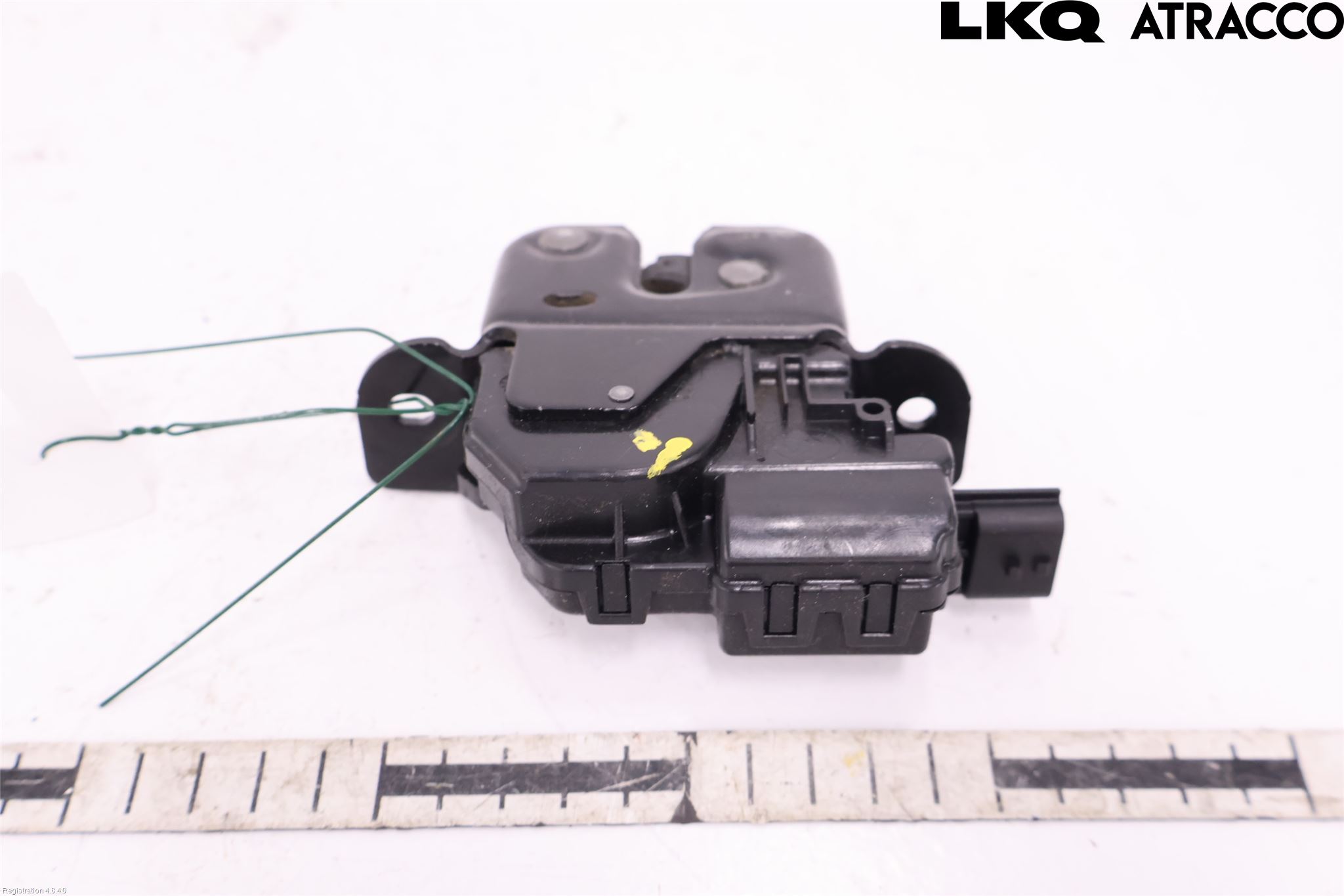 Dacia DUSTER 10-17 Bakluke-Lokk Låsekasse