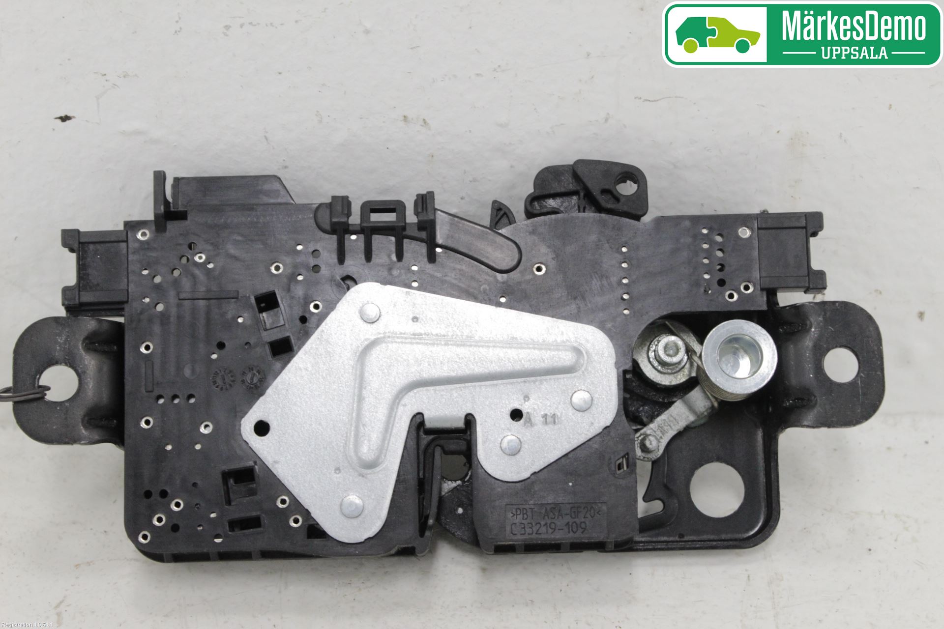 BMW 5 G30/G31/F90 17-23 Bakluke-Lokk Låsekasse