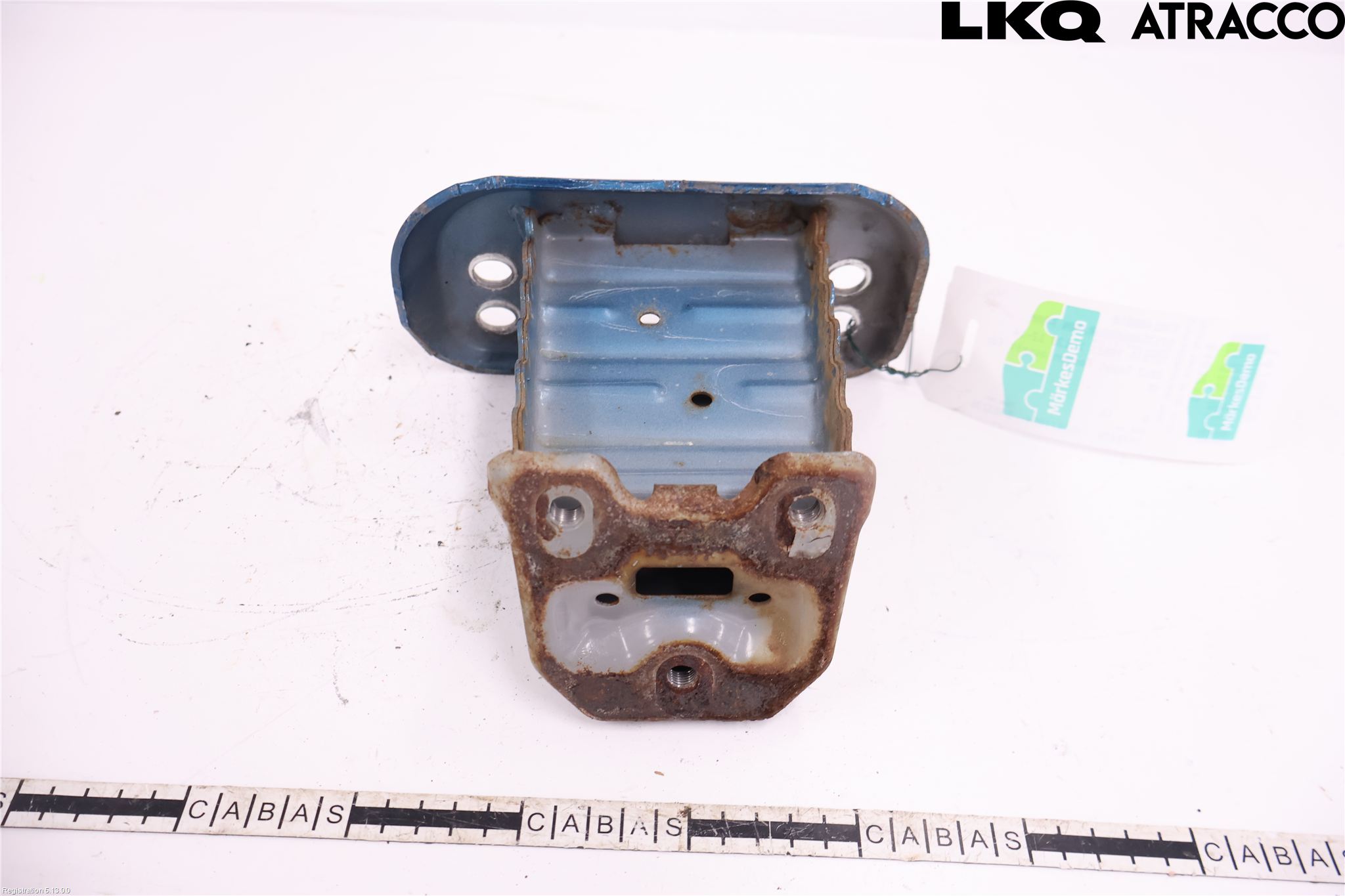 Toyota YARIS XP130 12-14 Støtfanger Foran Feste