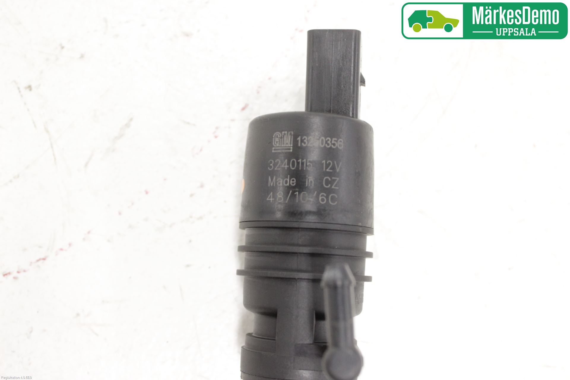 Suzuki SWIFT 11-16 Spylerpumpe Frontrute
