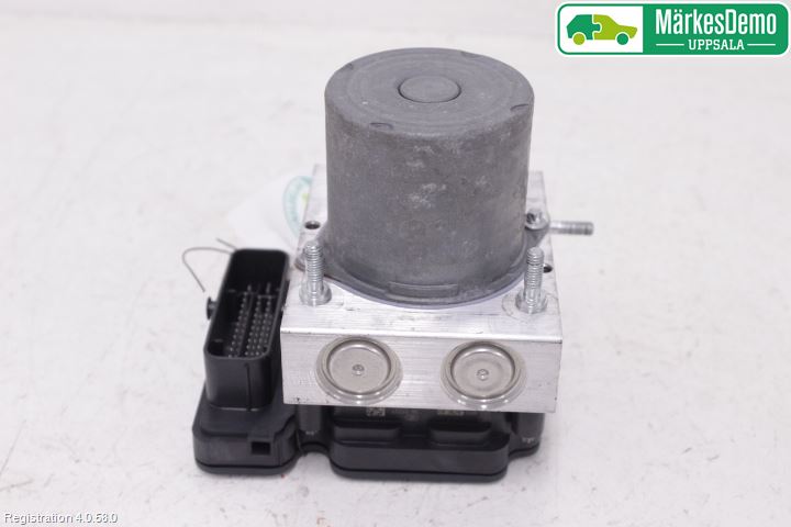 Mercedes-Benz MB VITO/V-KLASS (W640,W447,W448) 14- Abs Hydraulikkaggregat