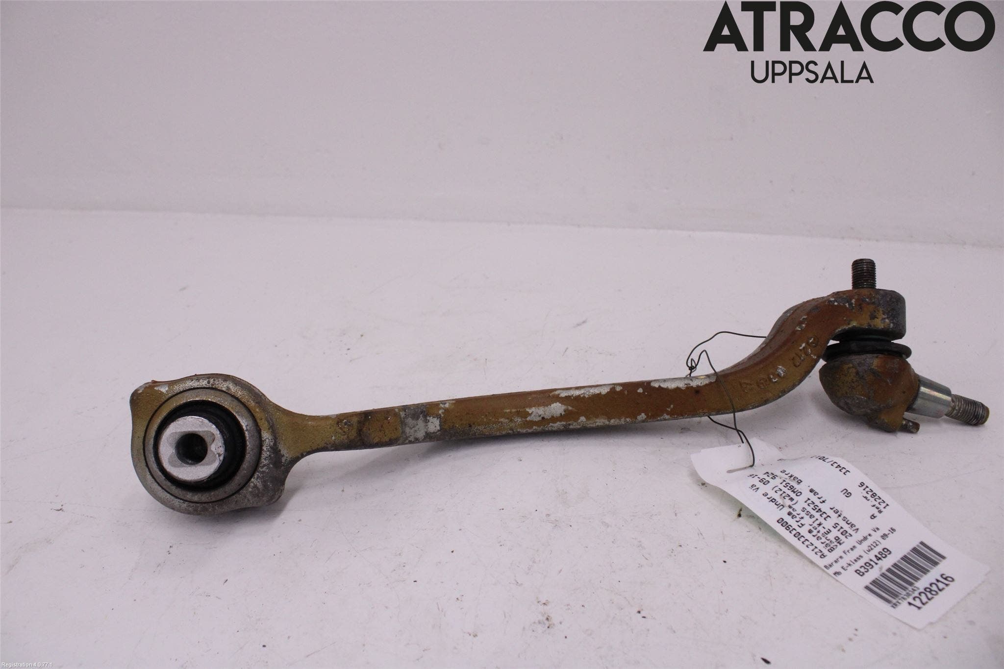 Mercedes-Benz MB E-KLASS (W212) 09-16 Bærearm Foran Venstre Nedre