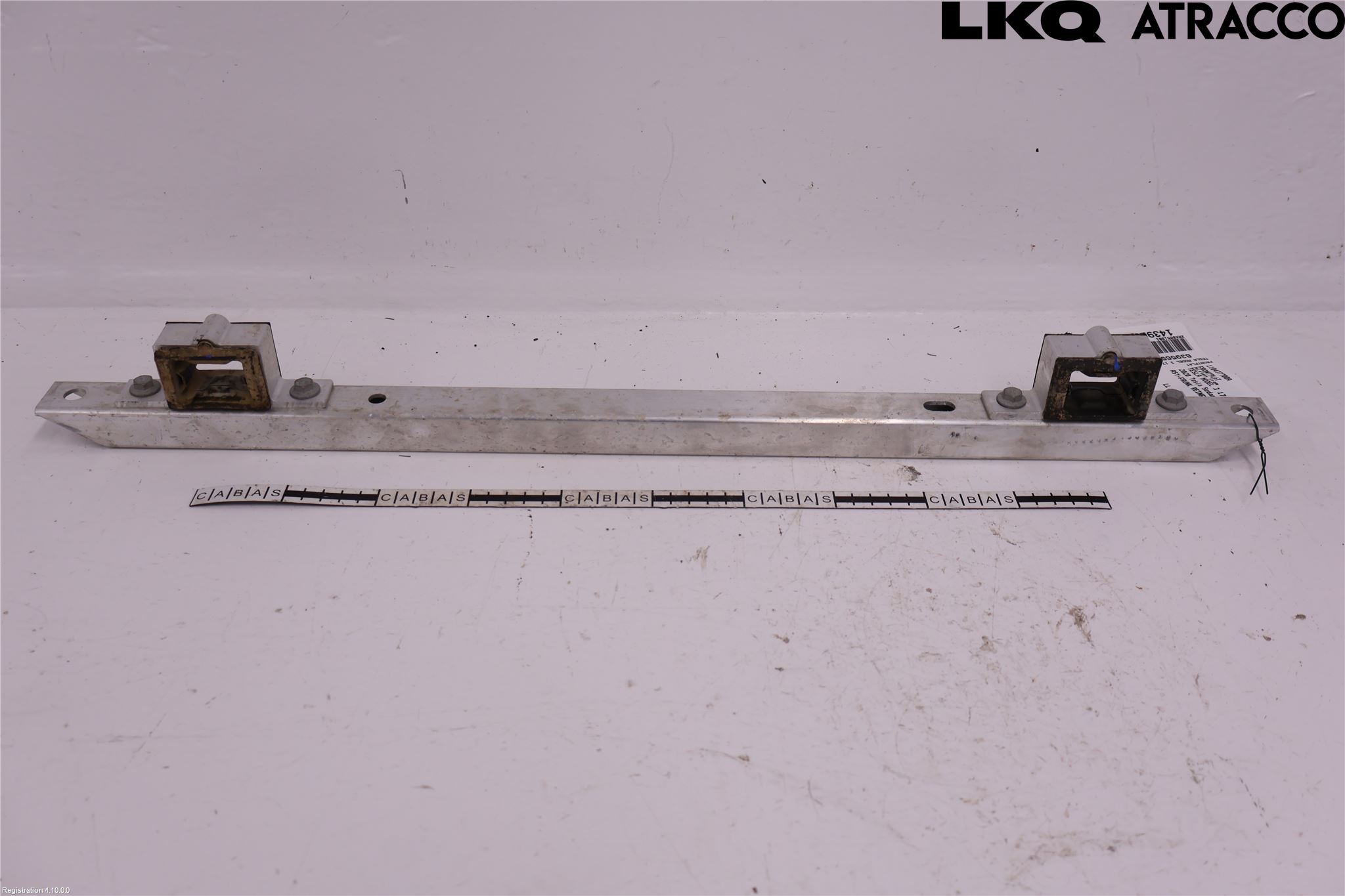 Tesla MODEL 3 17- Frontplate
