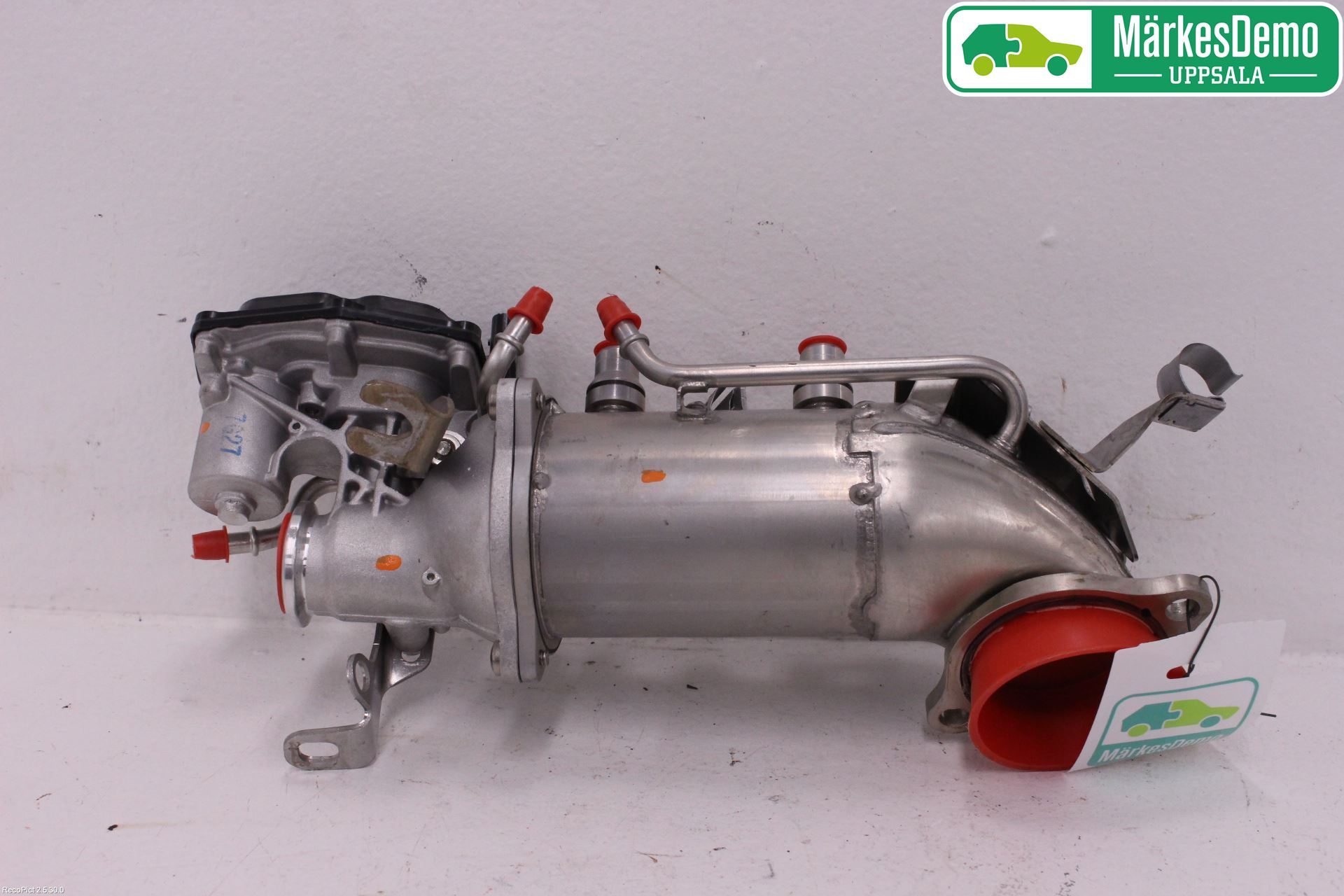 BMW 5 G30/G31/F90 17-23 Eksos Kjøler