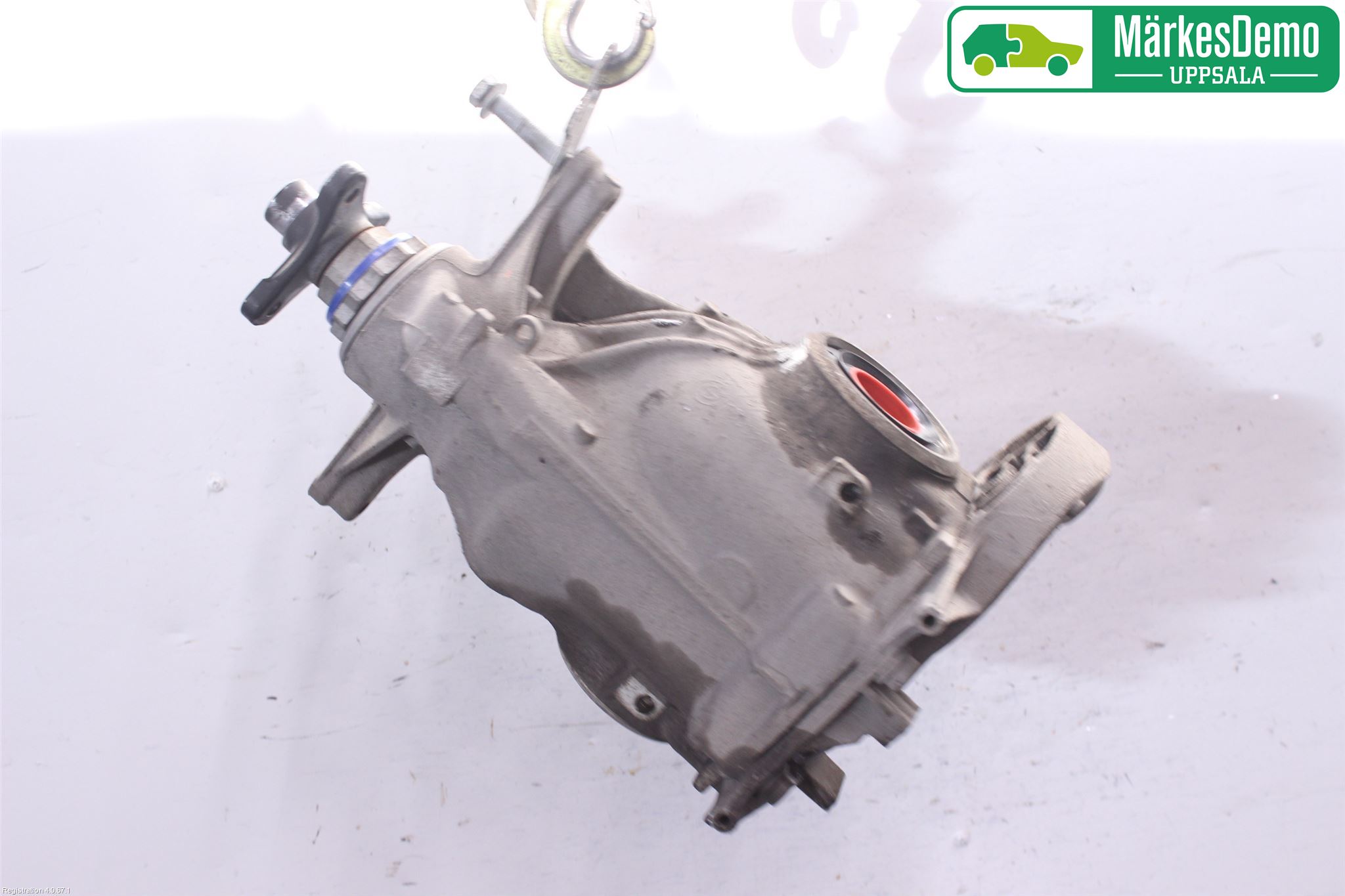 BMW 5 G30/G31/F90 17-23 Bakaksel Kardang Bak -Diff