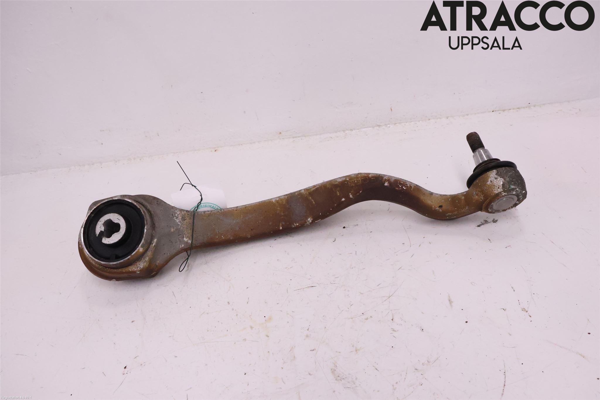 Mercedes-Benz MB E-KLASS (W212) 09-16 Bærearm Foran Venstre Nedre