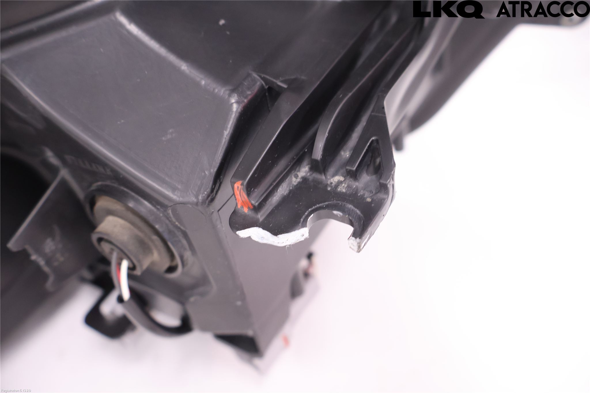 Toyota RAV4 13-18 Frontlykt Venstre