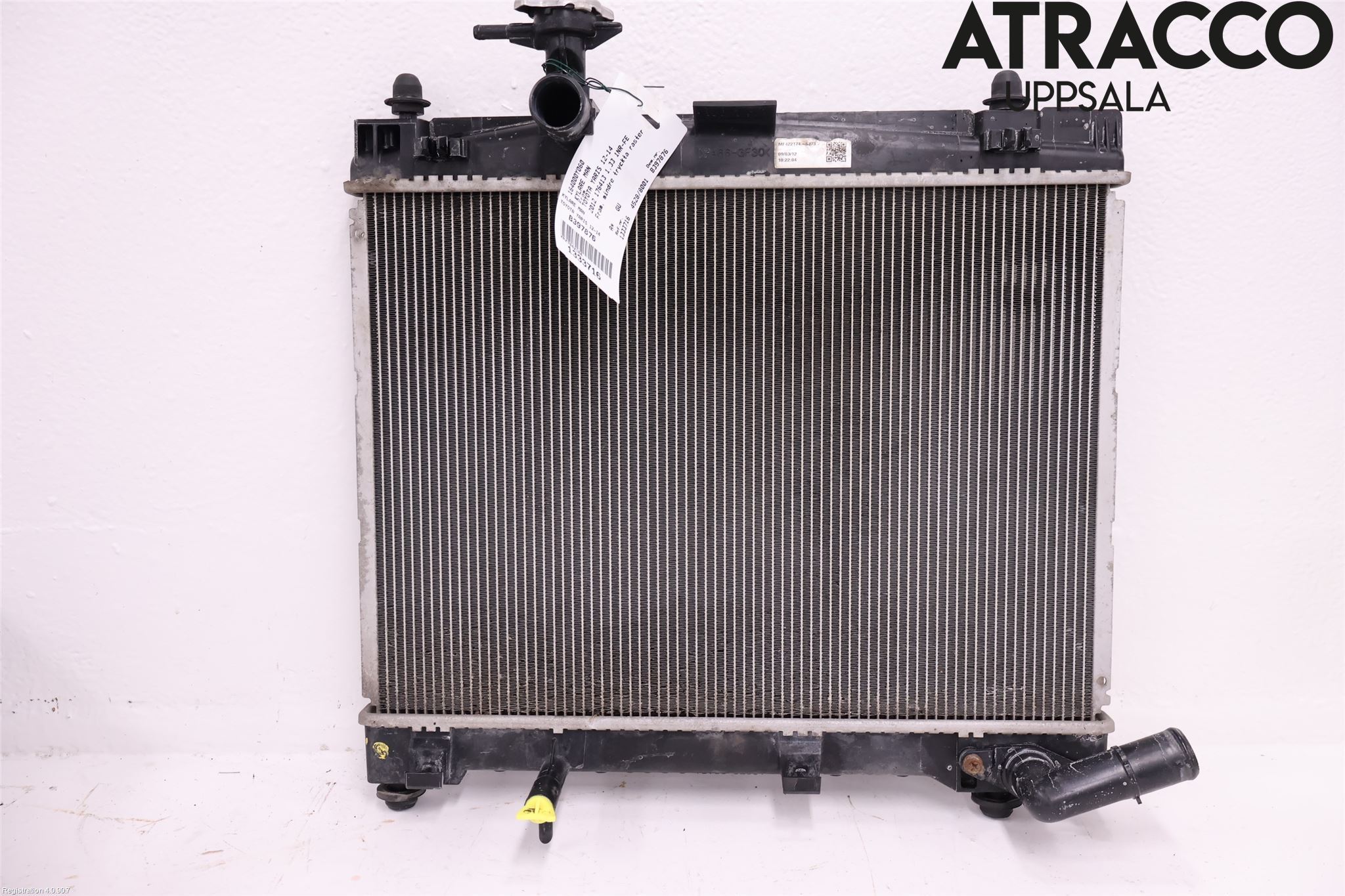 Toyota YARIS XP130 12-14 Radiator Manuell