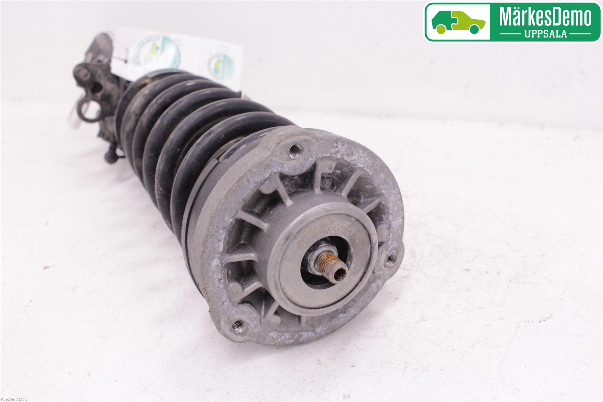 BMW 5 F10/F11/F18 09-17 Fjærbein Foran Venstre