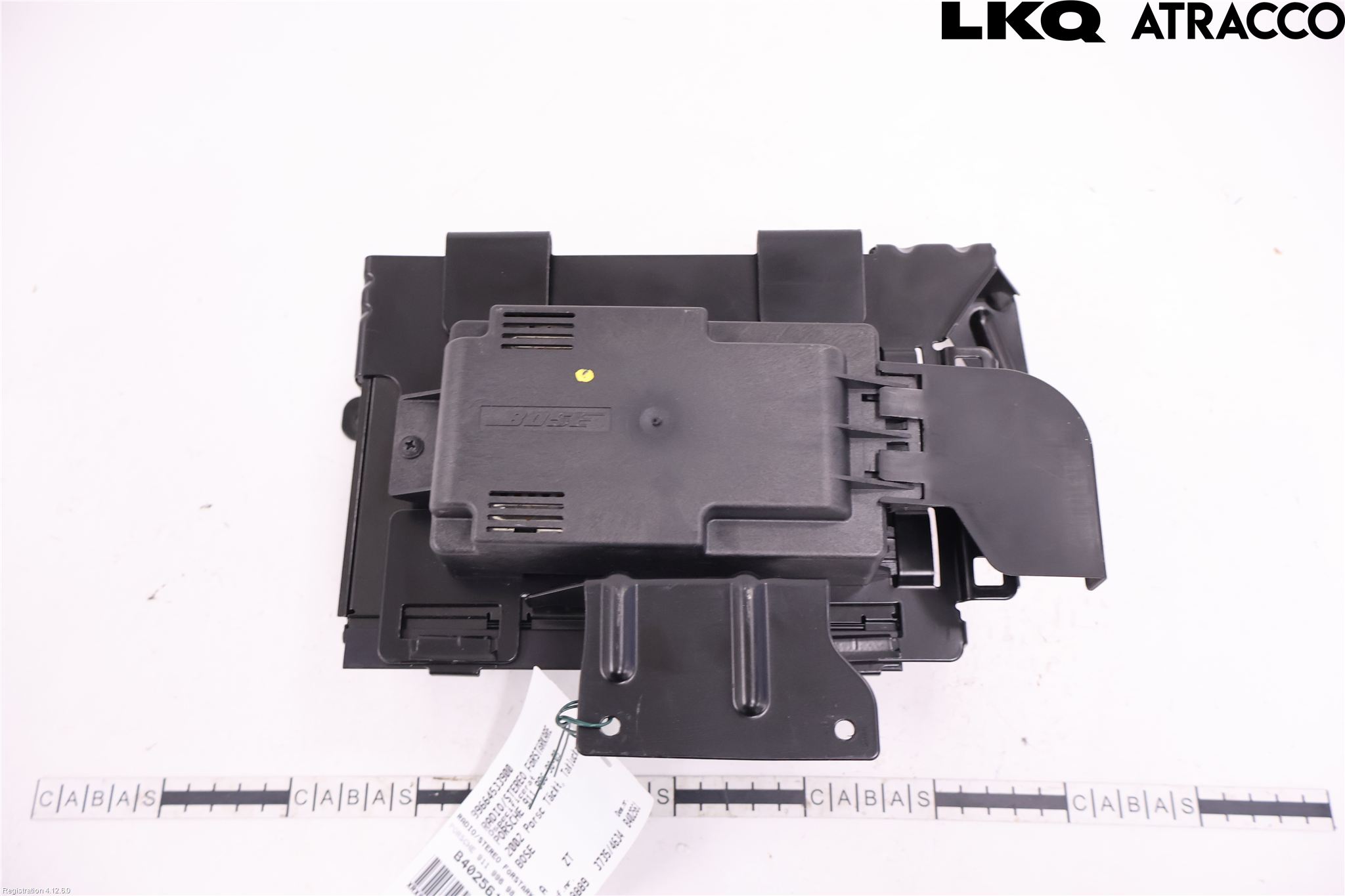 Porsche 911 (996) 98-05 Stereo Forsterker