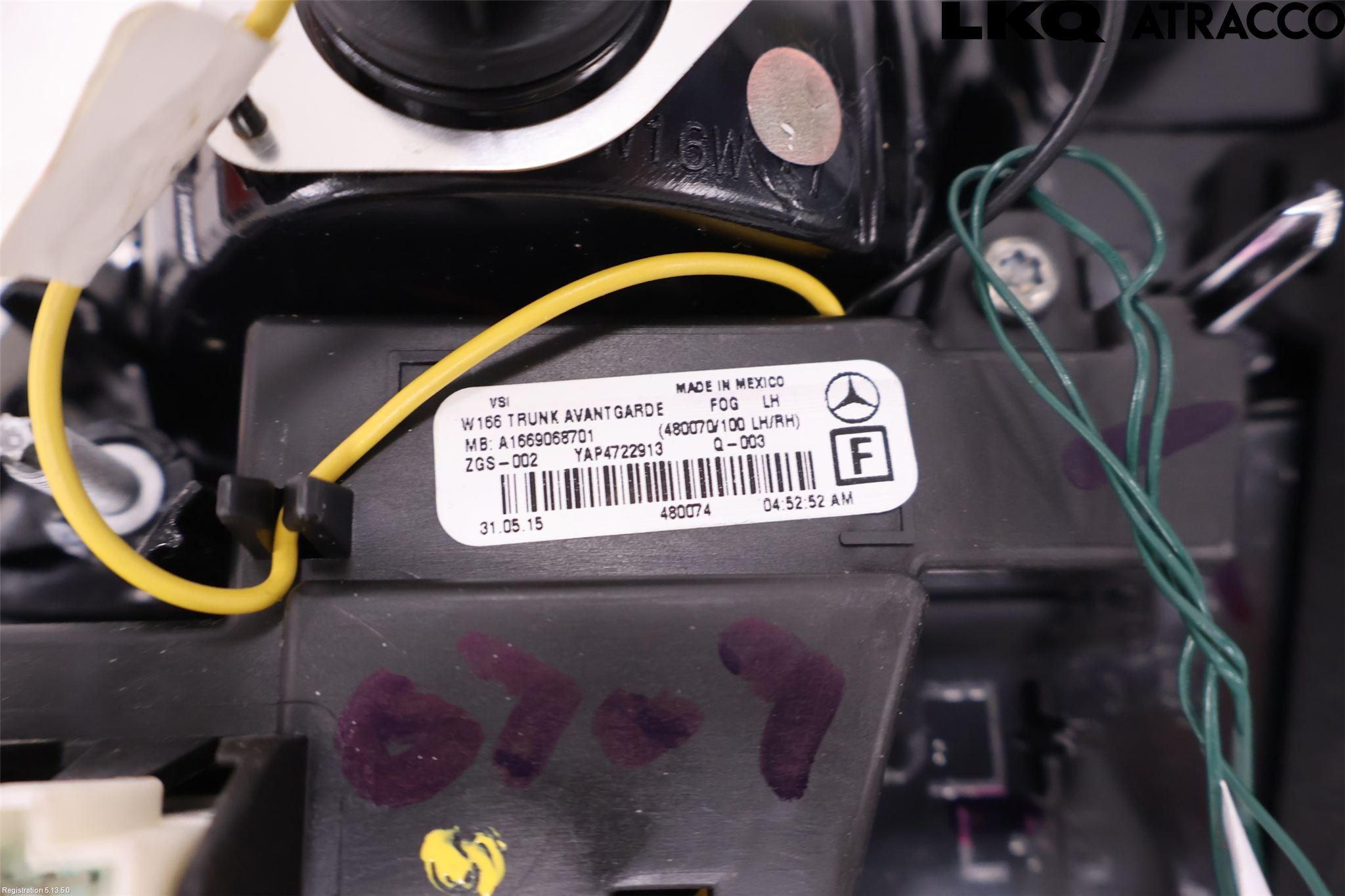 Mercedes-Benz MB ML/GLE-KLASS (W166) 12-18 Baklykt Venstre  På Luke(Indre