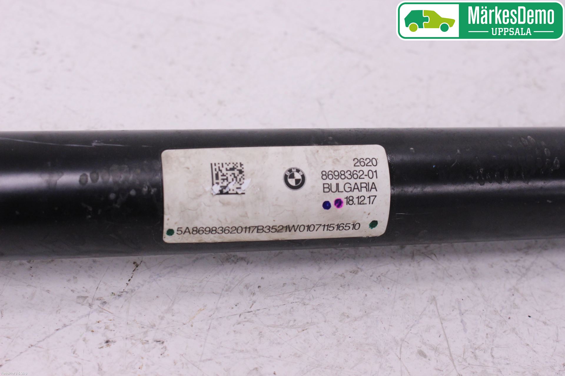 BMW 5 G30/G31/F90 17-23 Mellomaksel Fremre