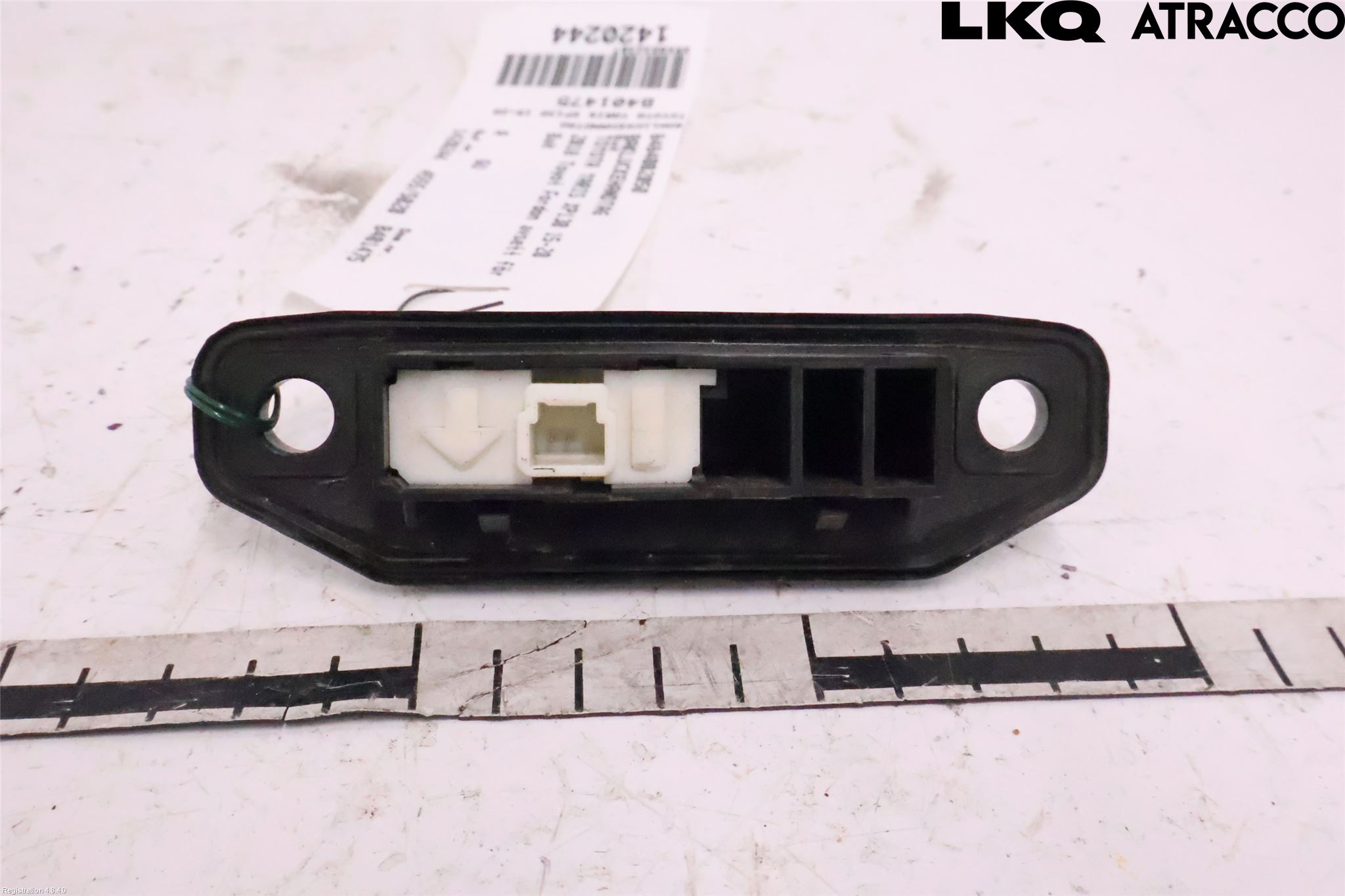 Toyota YARIS XP130 15-20 Bakluke Handtak Ytre