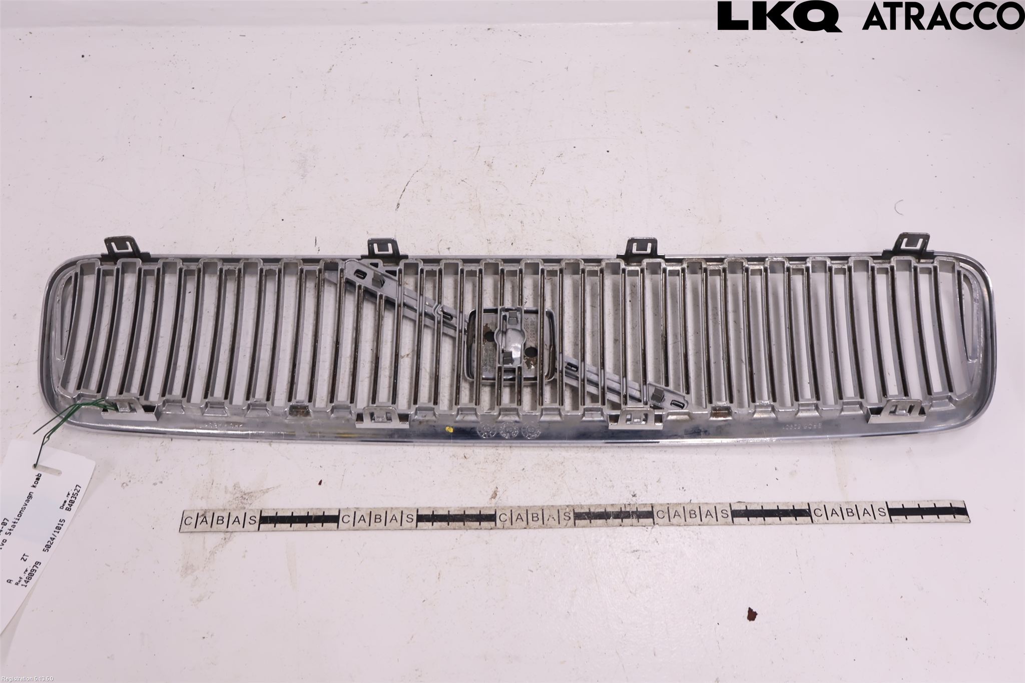 Volvo V50 04-07 Grill Komplett