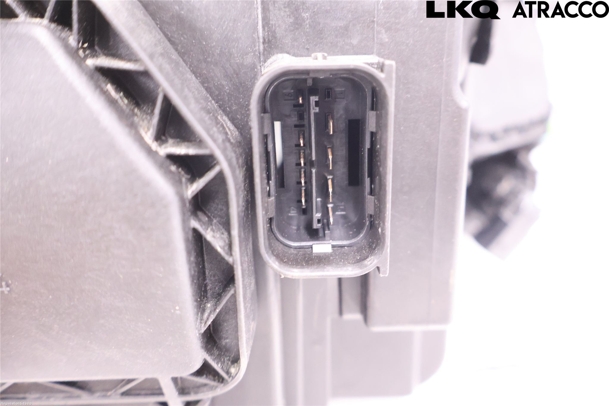 BMW 6 E63/64    02-10 Frontlykt Venstre