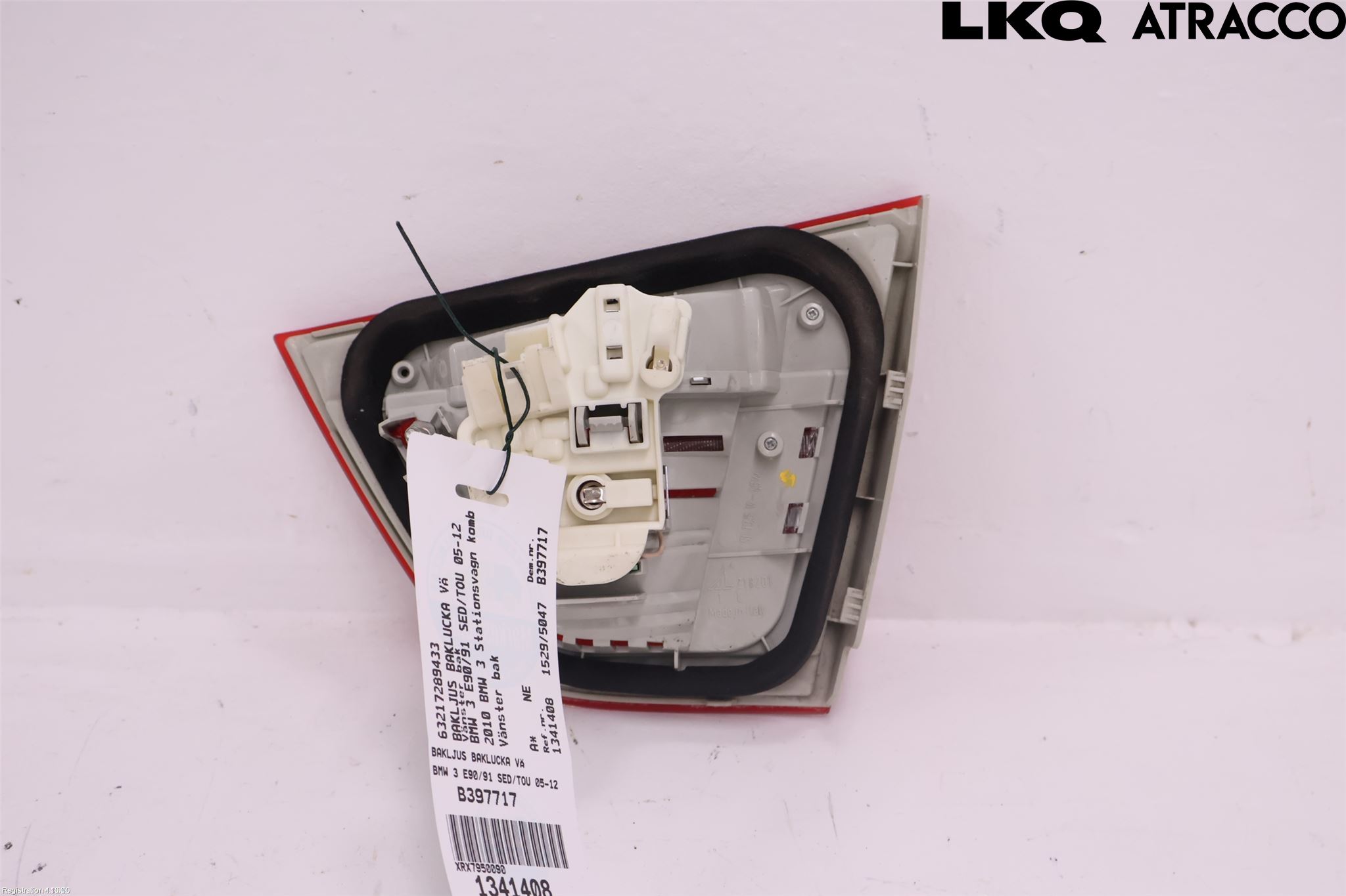 BMW 3 E90/91 SED/TOU 05-12 Baklykt Venstre  På Luke(Indre