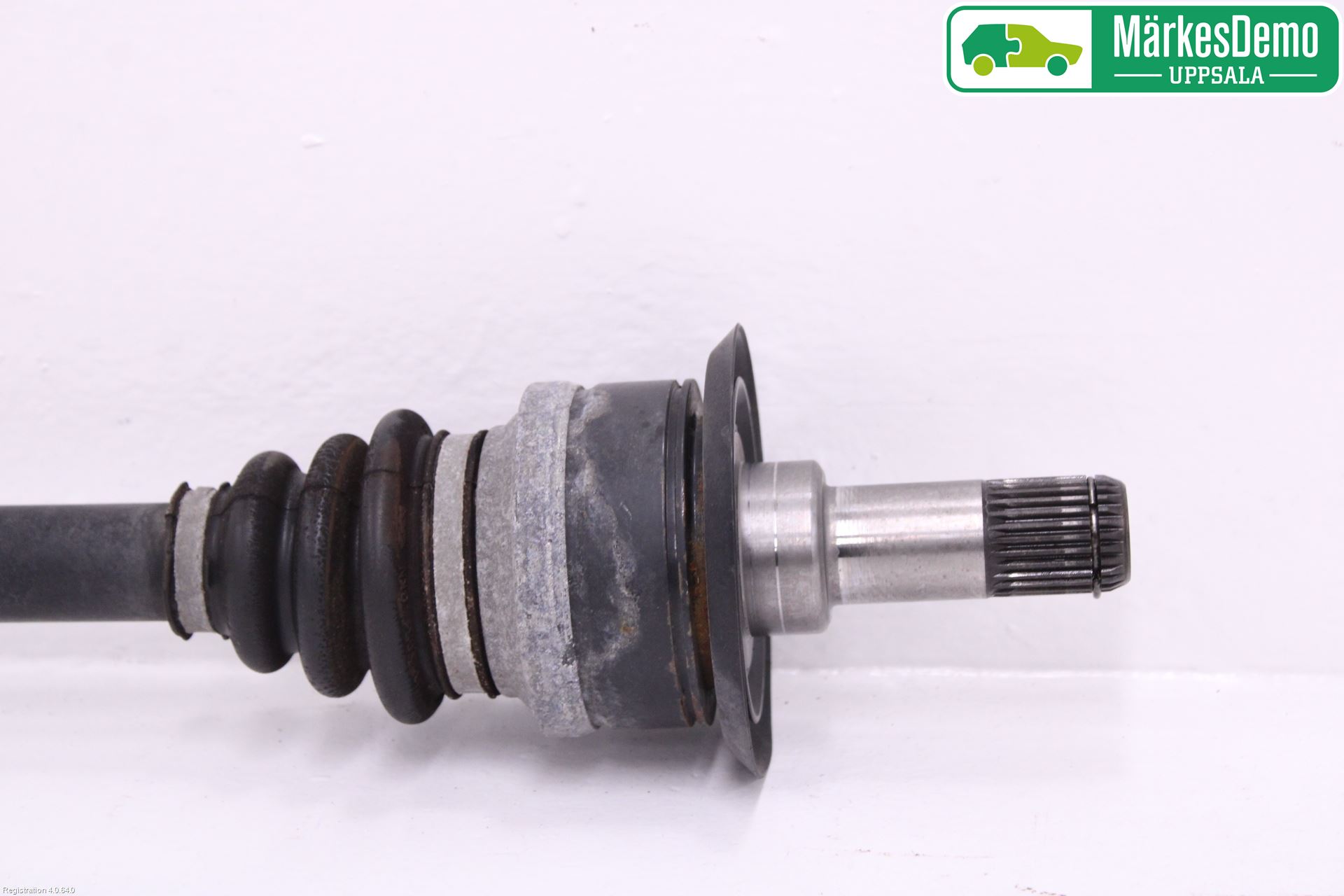 BMW 3 F30/F31/F80 12-19 Drivaksel Bak Kompl Høyre
