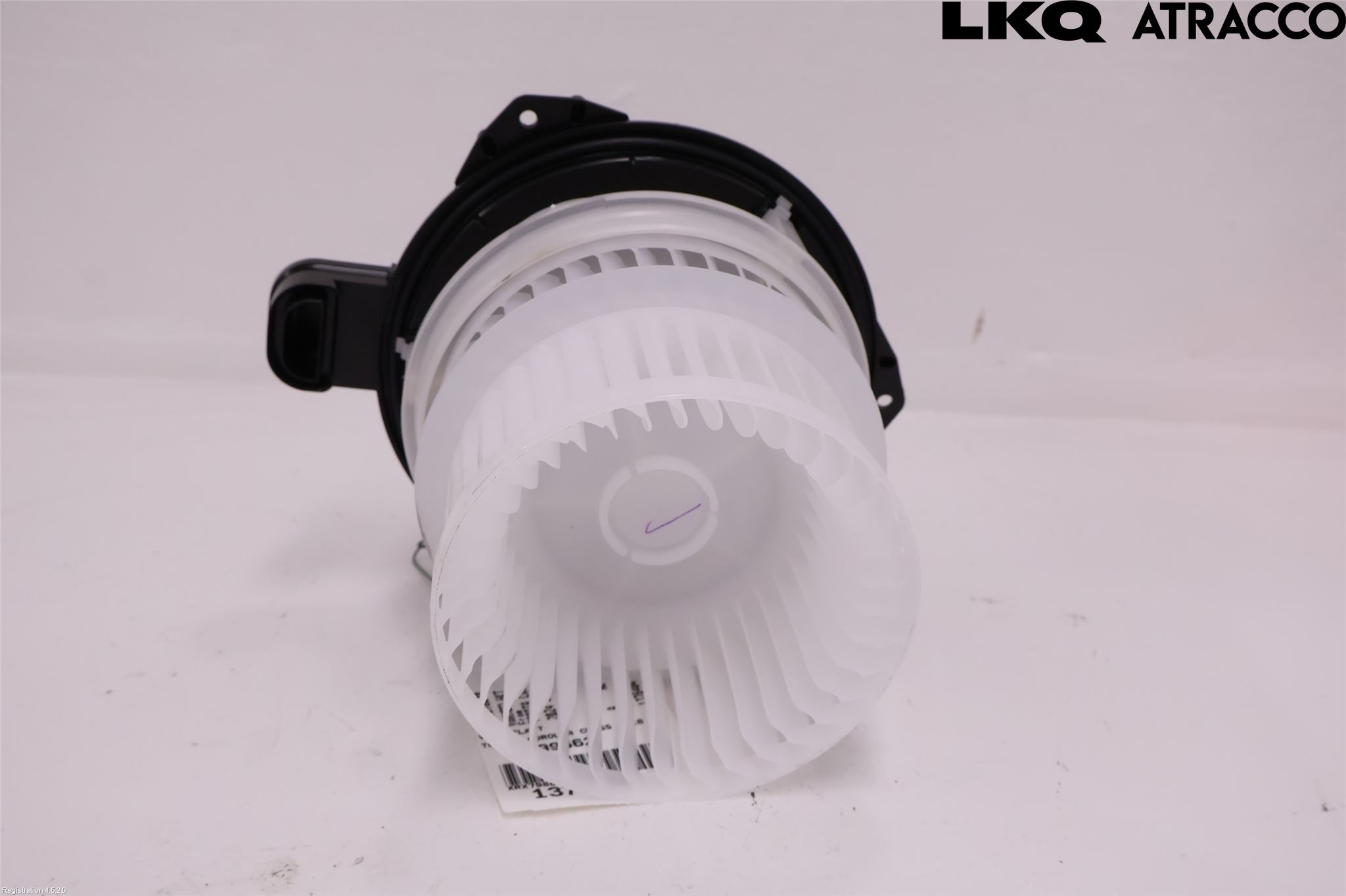 Toyota COROLLA CROSS XG10 22- Varmeapparat Viftemotor