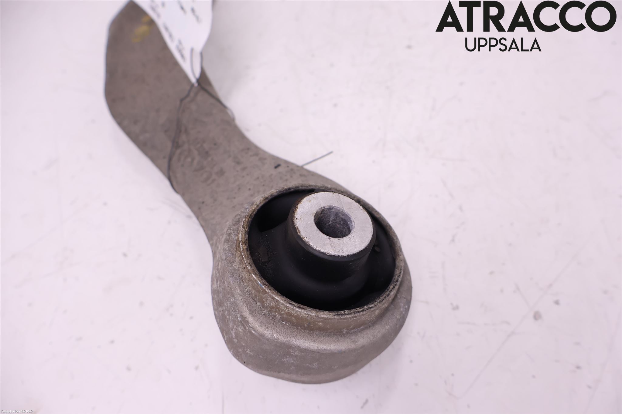 BMW 5 F10/F11/F18 09-17 Bærearm Foran Venstre Nedre