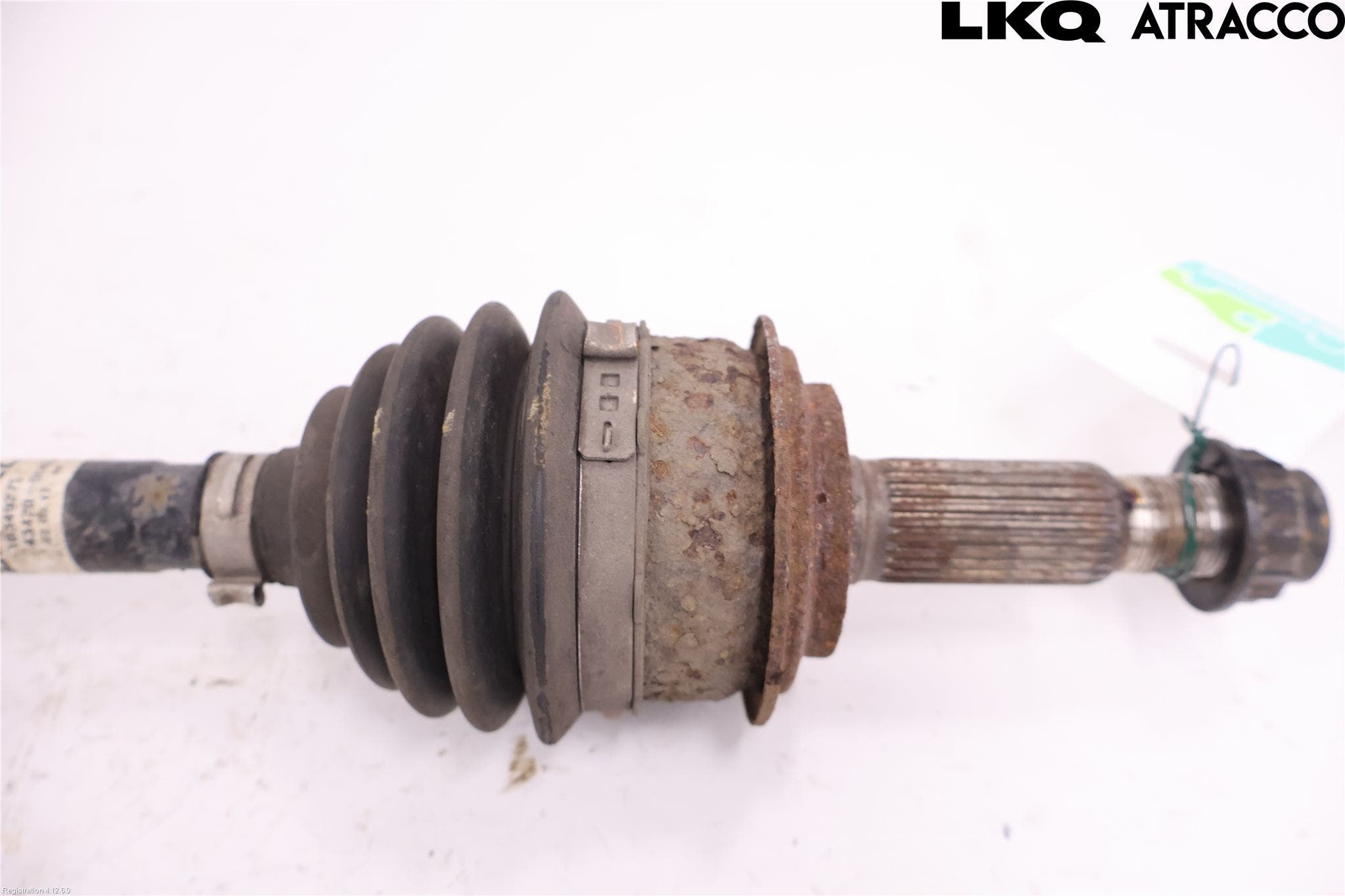 Toyota YARIS XP130 15-20 Drivaksel Foran Kompl Venstre