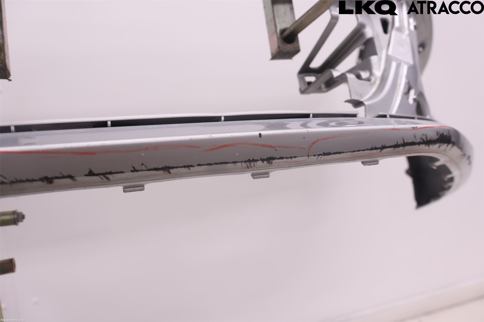 Volkswagen VW POLO 10-17 Støtfanger Foran Plastdeksel